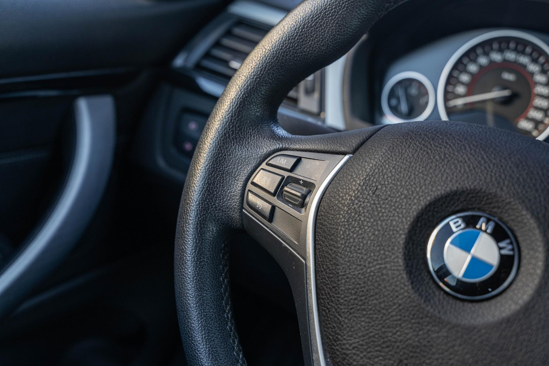 BMW 4 Serie Coupé 435i Executive 2014 Mineralgrau metallic 32