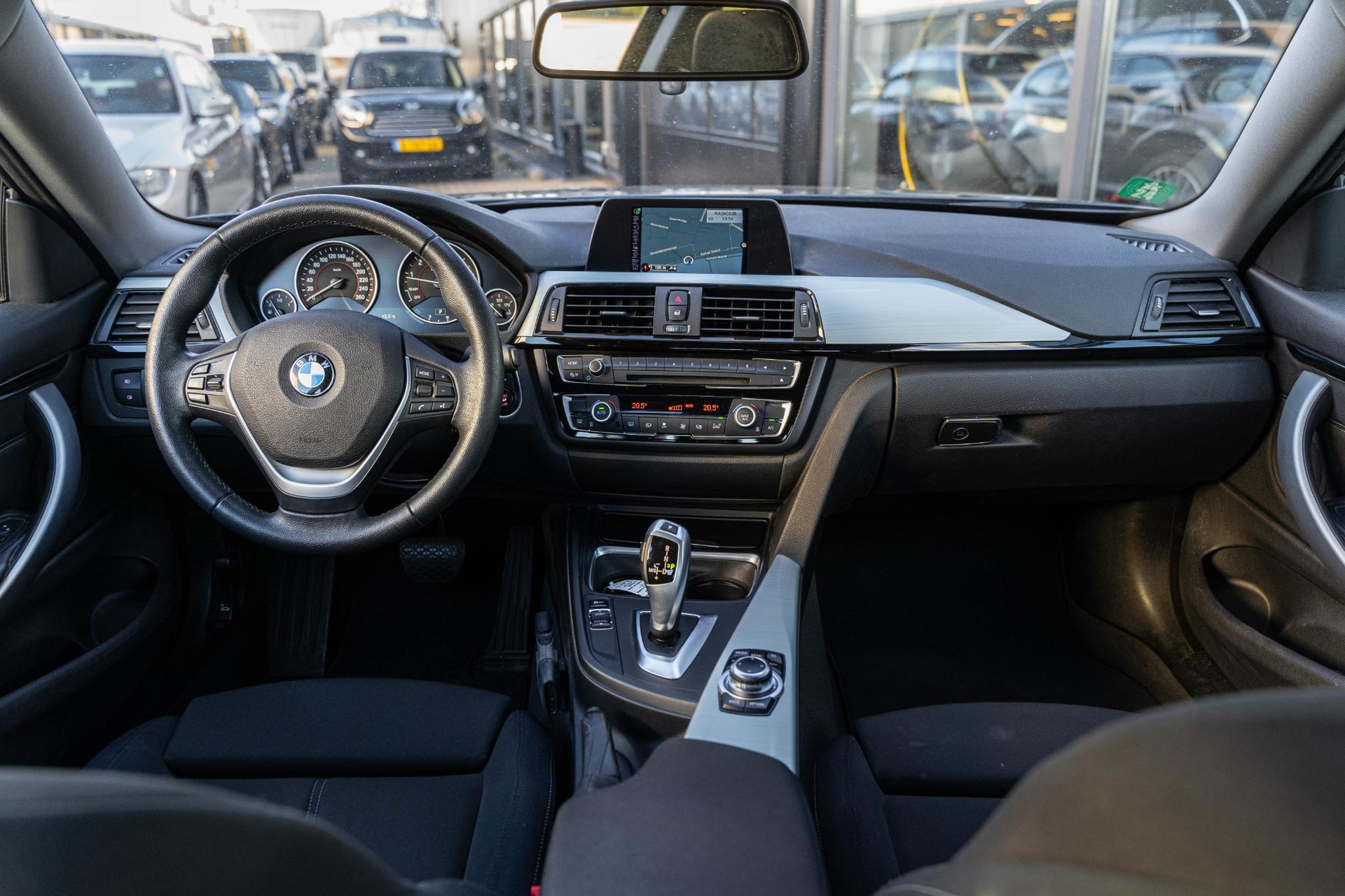 BMW 4 Serie Coupé 435i Executive 2014 Mineralgrau metallic 34