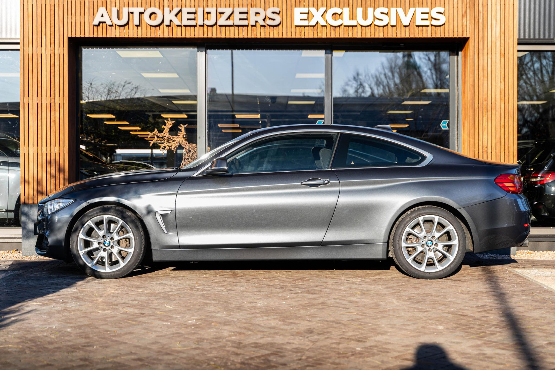 BMW 4 Serie Coupé 435i Executive 2014 Mineralgrau metallic 4