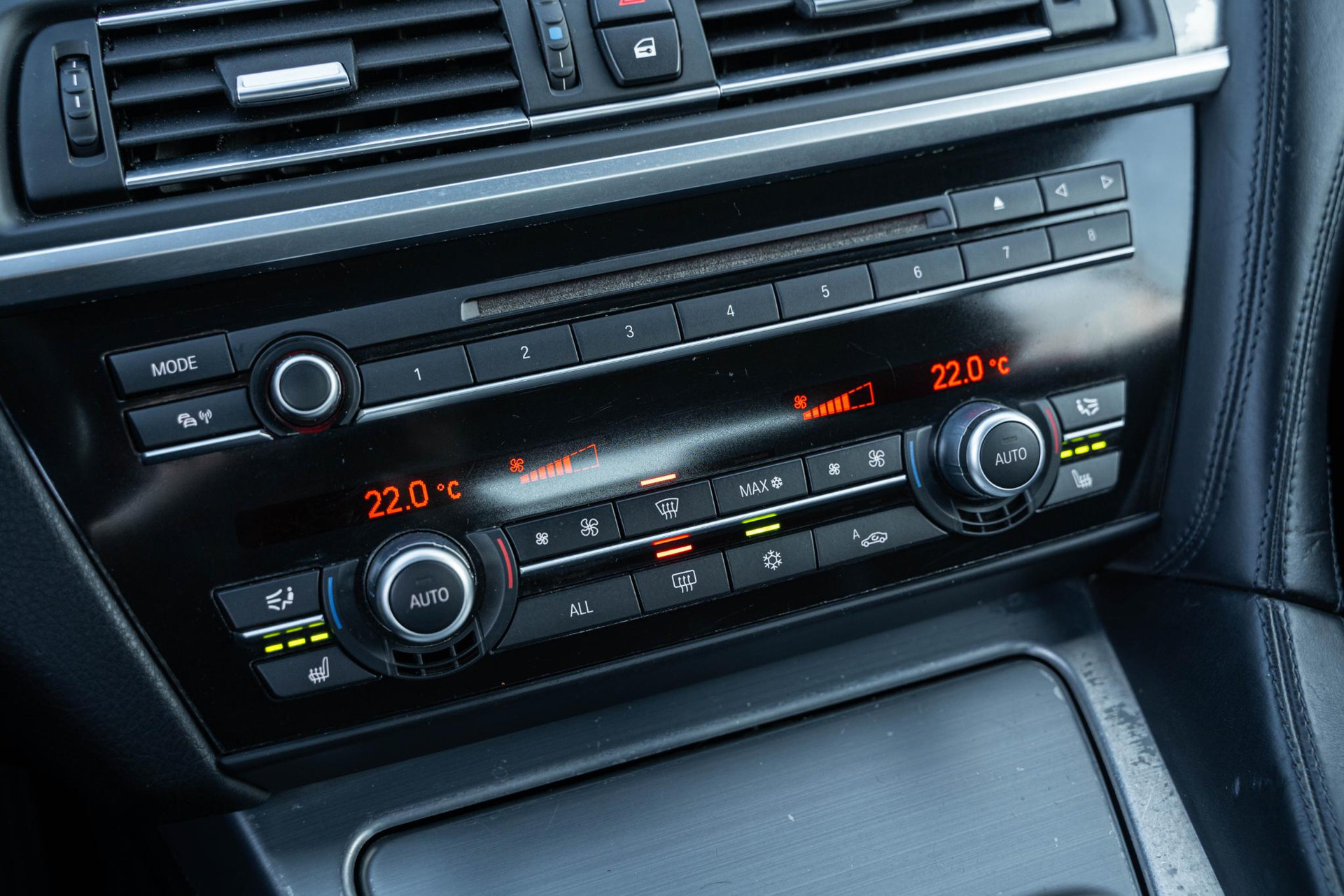 BMW 6 Serie Cabrio 640i High Executive 2012 titan-silber (354) 19