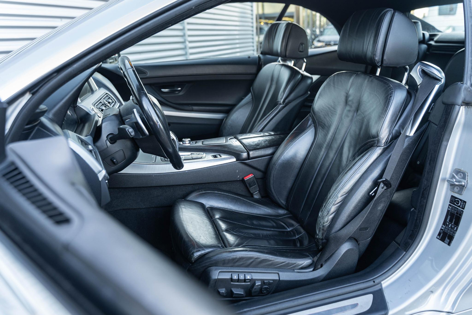 BMW 6 Serie Cabrio 640i High Executive 2012 titan-silber (354) 35