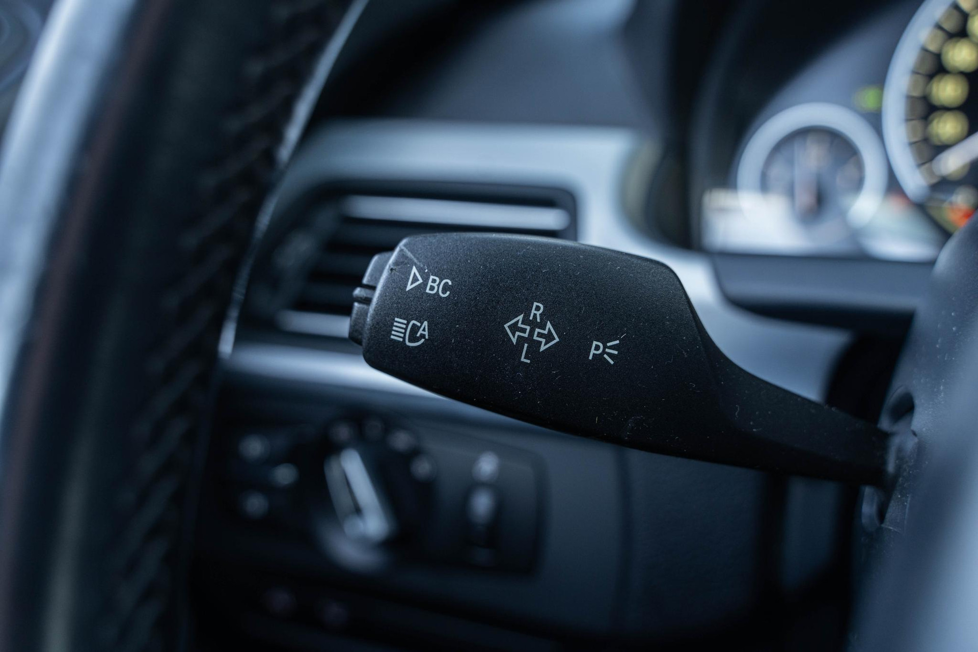 BMW 6 Serie Cabrio 640i High Executive 2012 titan-silber (354) 42