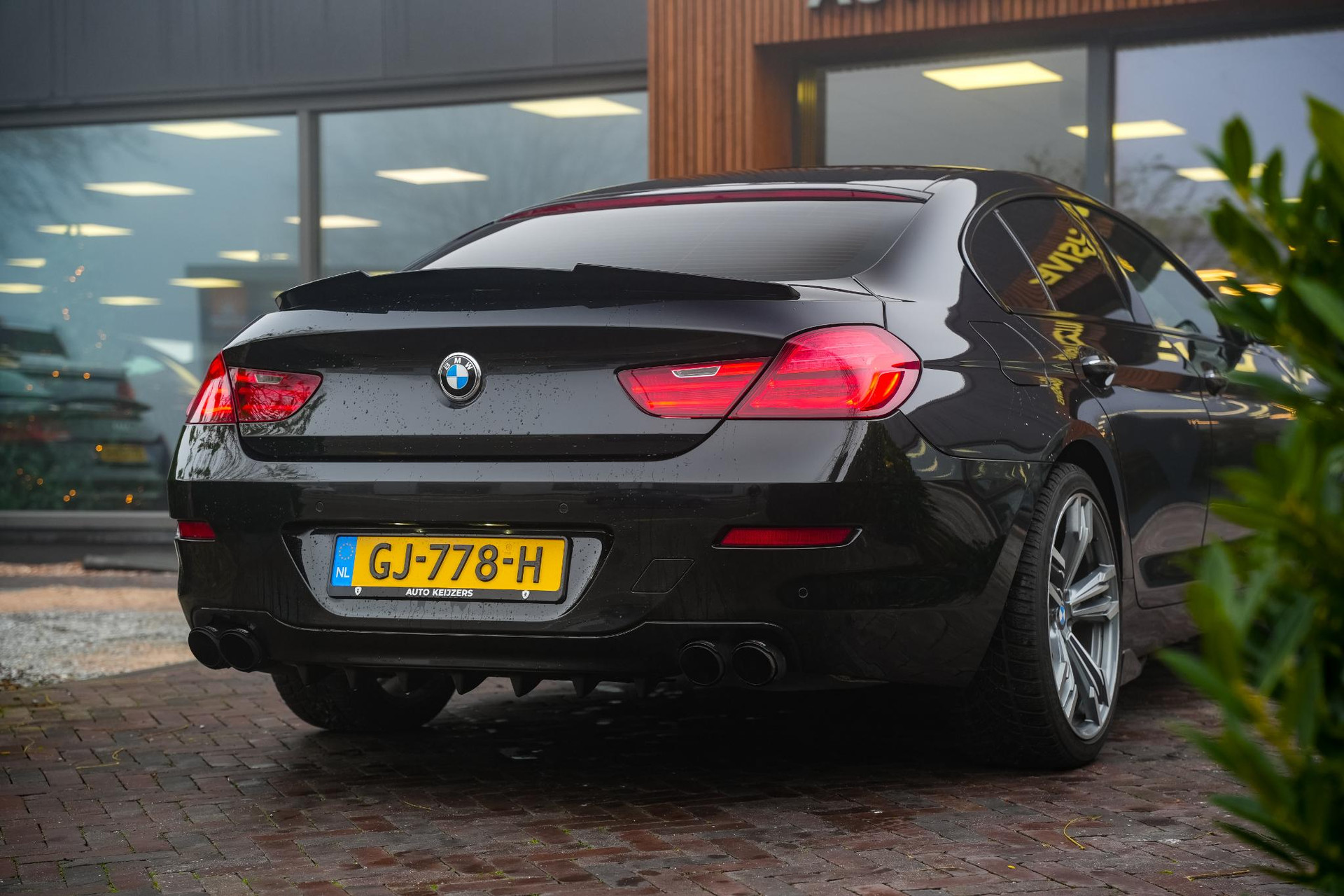 BMW 6 Serie Gran Coupé 640i High Executive 2012 black-sapphire metallic (475) 11