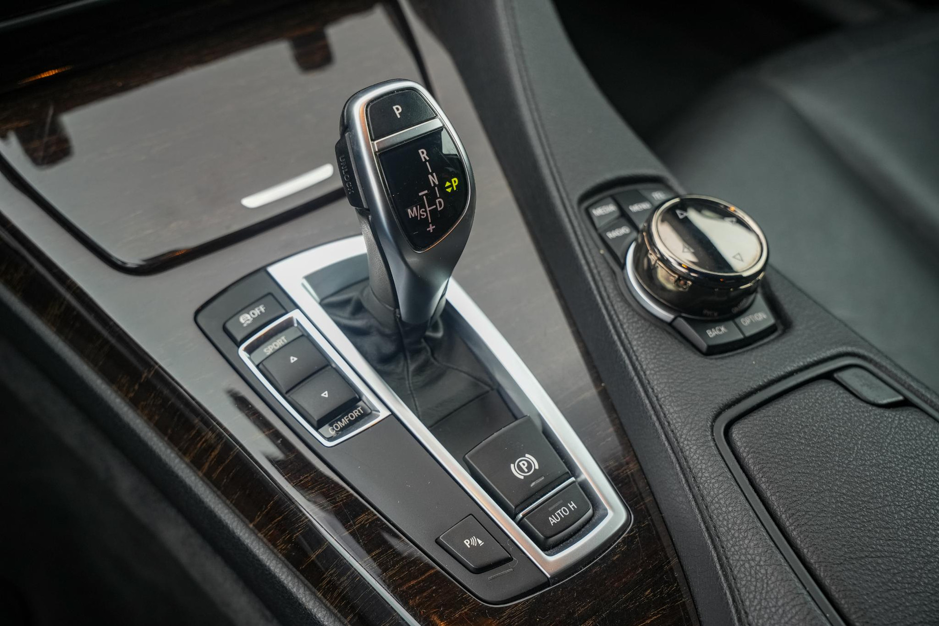 BMW 6 Serie Gran Coupé 640i High Executive 2012 black-sapphire metallic (475) 15