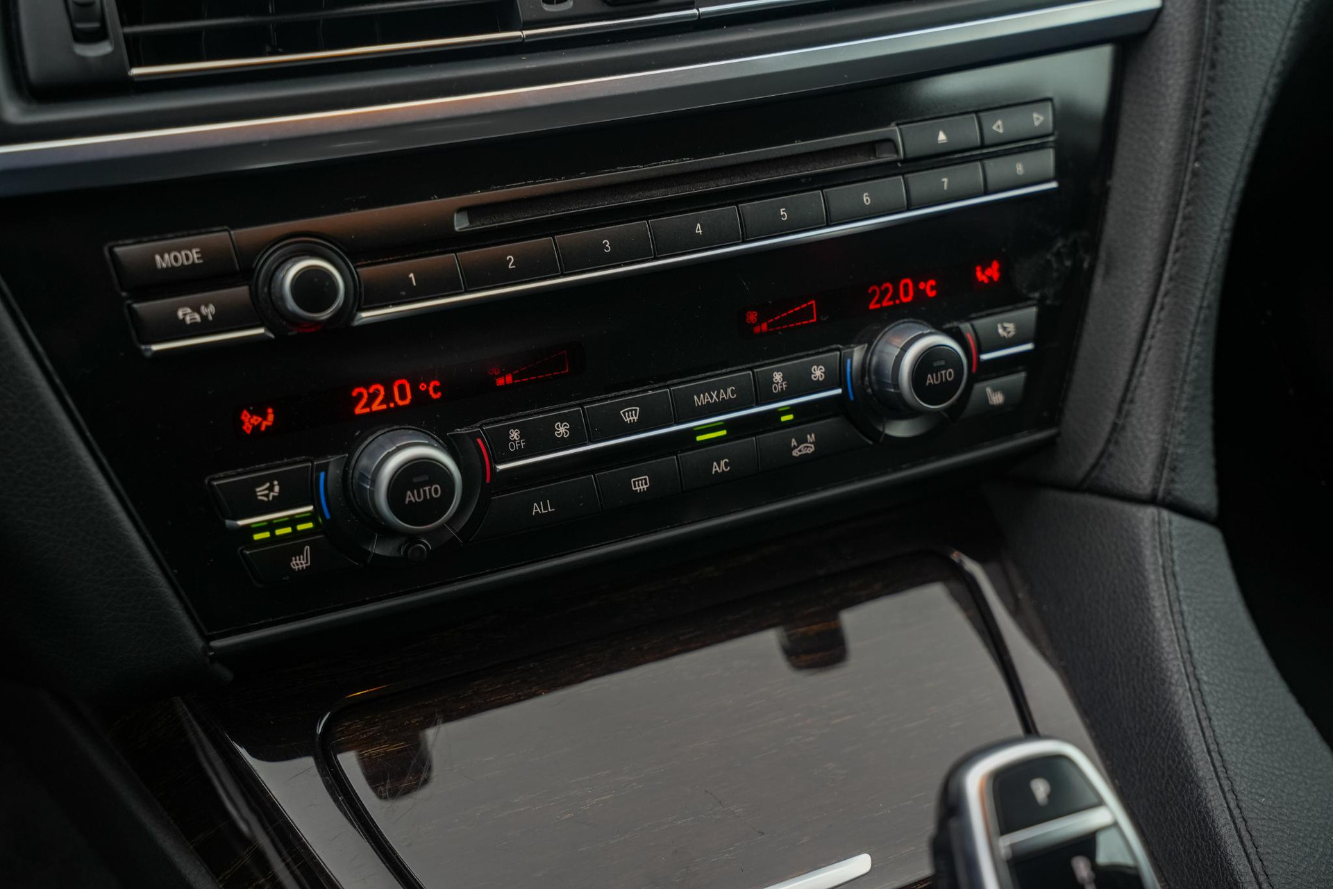 BMW 6 Serie Gran Coupé 640i High Executive 2012 black-sapphire metallic (475) 16