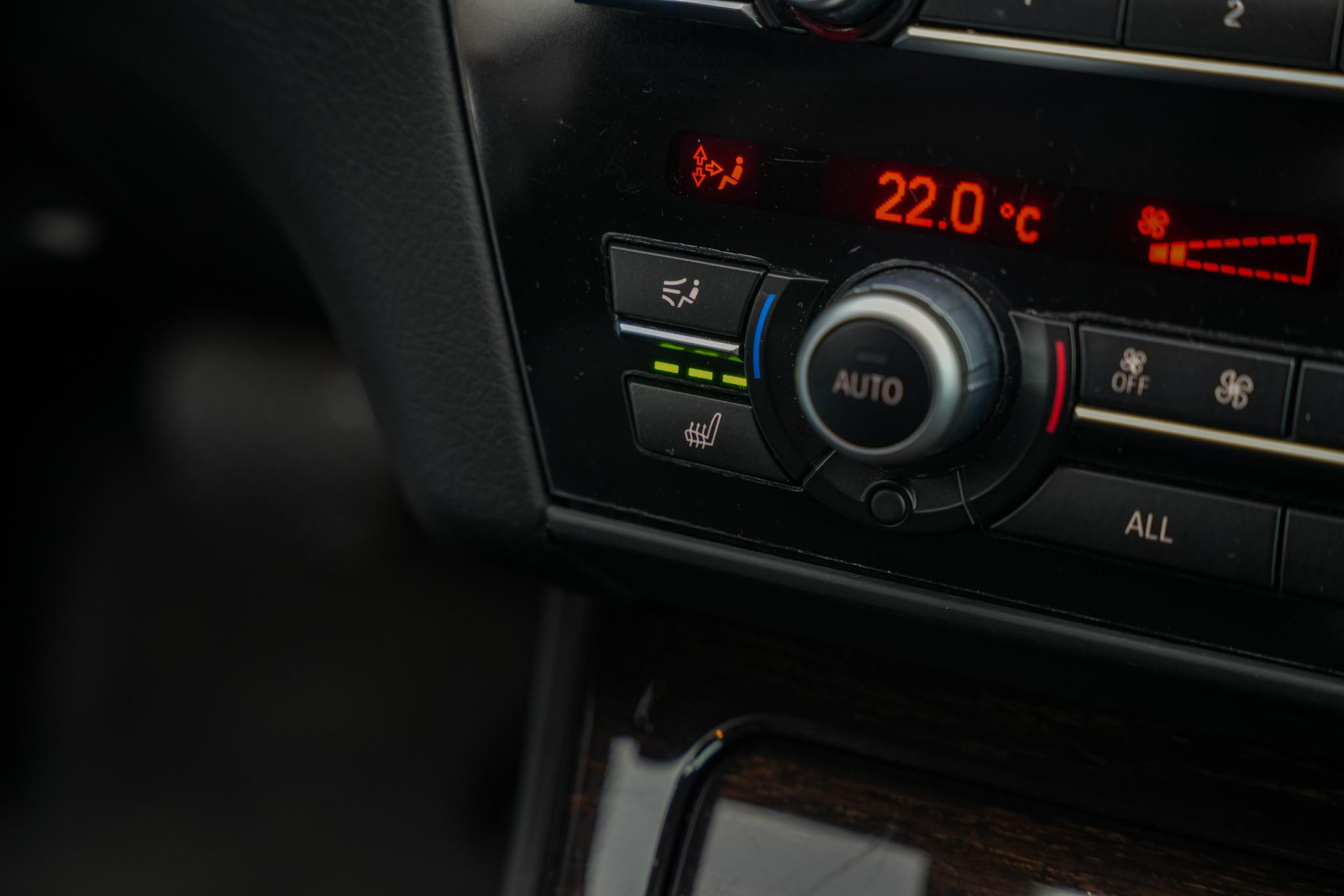 BMW 6 Serie Gran Coupé 640i High Executive 2012 black-sapphire metallic (475) 17