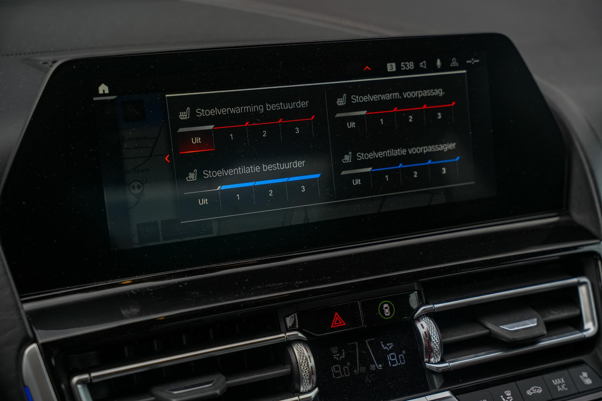 BMW 8 Serie M850i xDrive High Executive 2018 Barcelona blau metallic (C38) 18