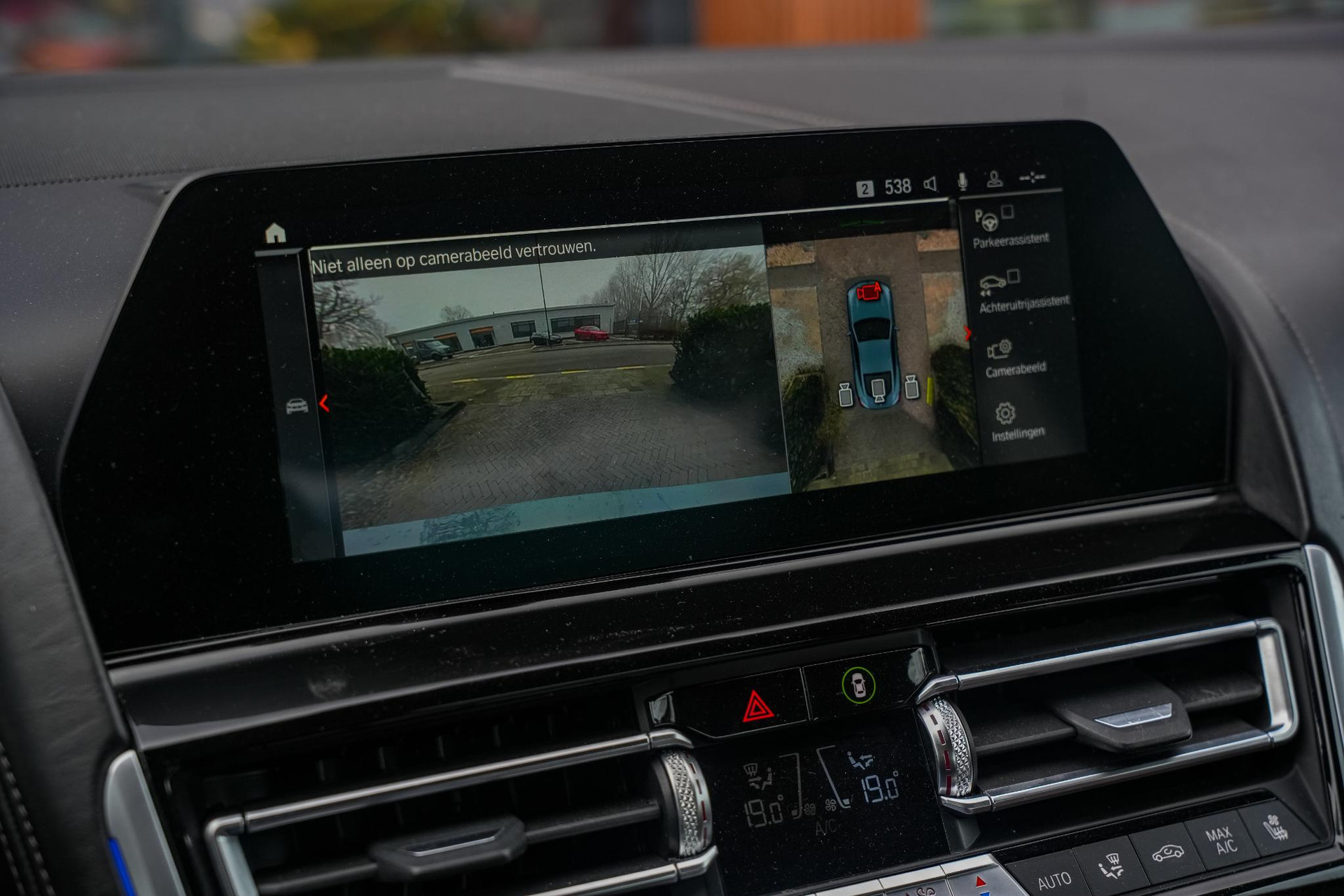 BMW 8 Serie M850i xDrive High Executive 2018 Barcelona blau metallic (C38) 19