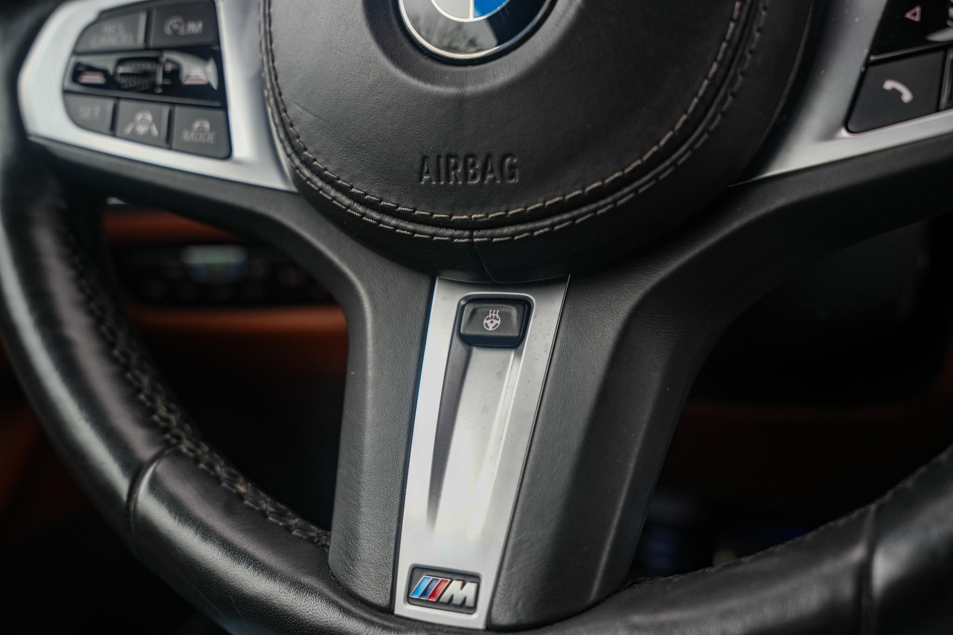 BMW 8 Serie M850i xDrive High Executive 2018 Barcelona blau metallic (C38) 25