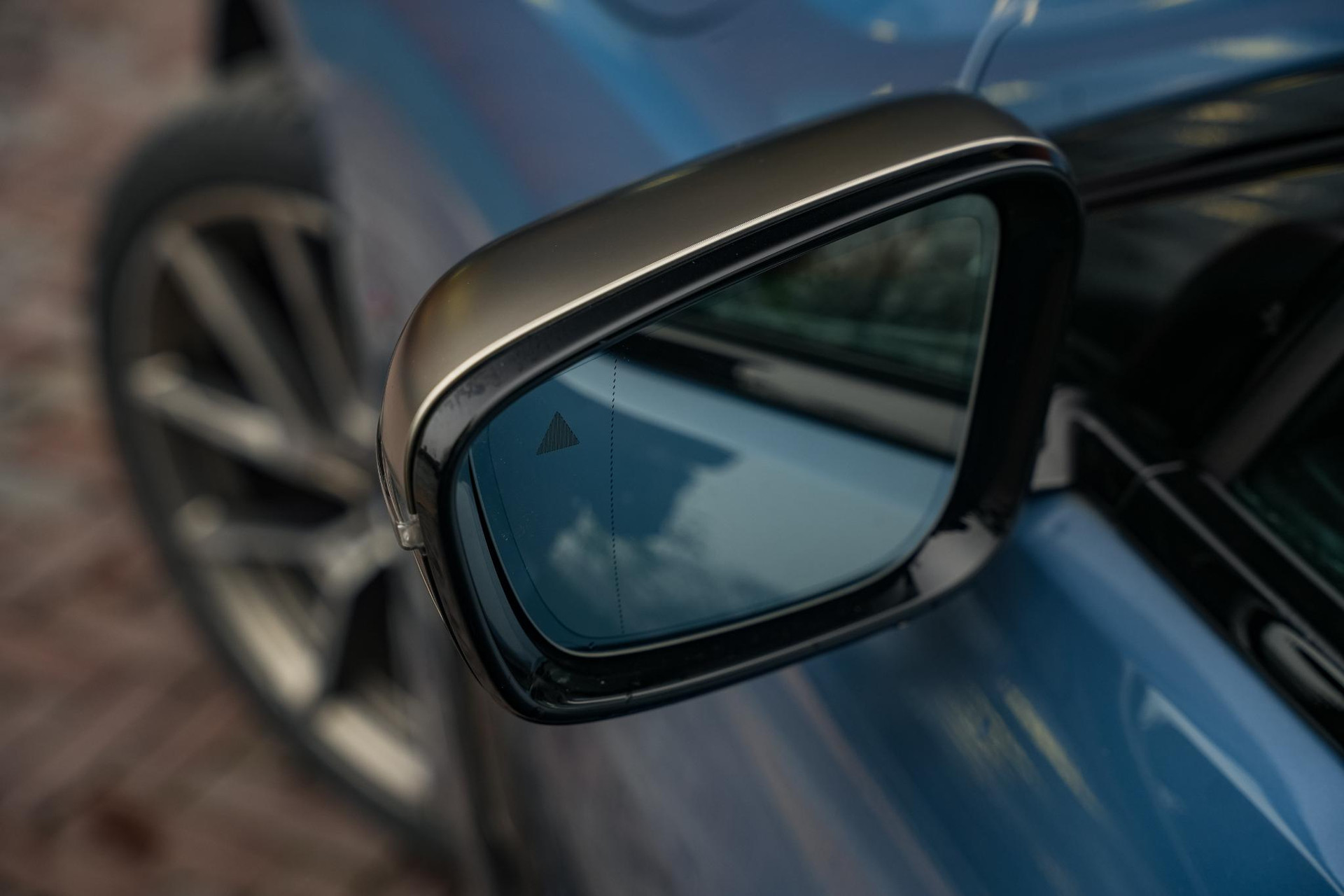 BMW 8 Serie M850i xDrive High Executive 2018 Barcelona blau metallic (C38) 36