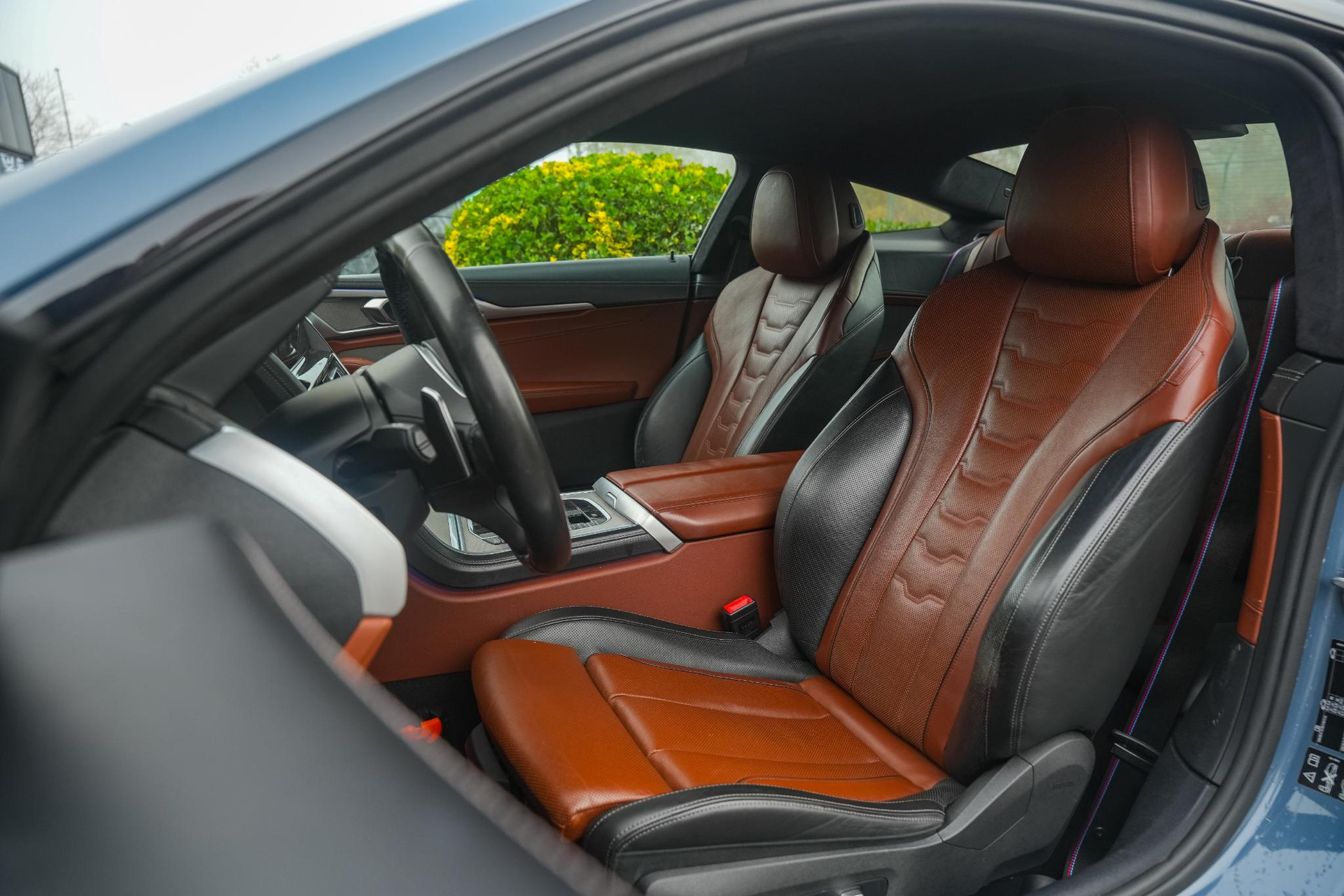 BMW 8 Serie M850i xDrive High Executive 2018 Barcelona blau metallic (C38) 8