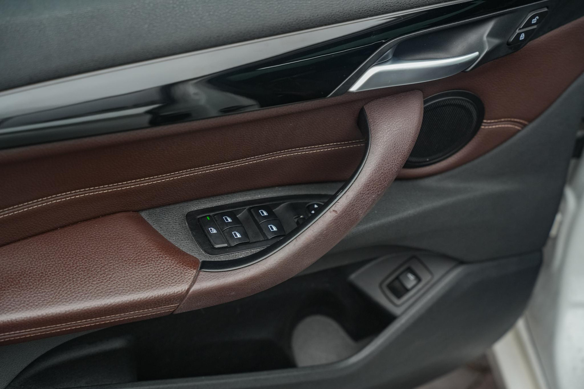 BMW X1 sDrive18i High Executive Edition 2019 Alpinweiss iii 14