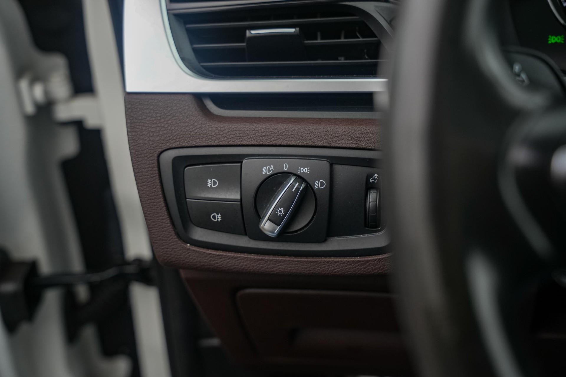 BMW X1 sDrive18i High Executive Edition 2019 Alpinweiss iii 22