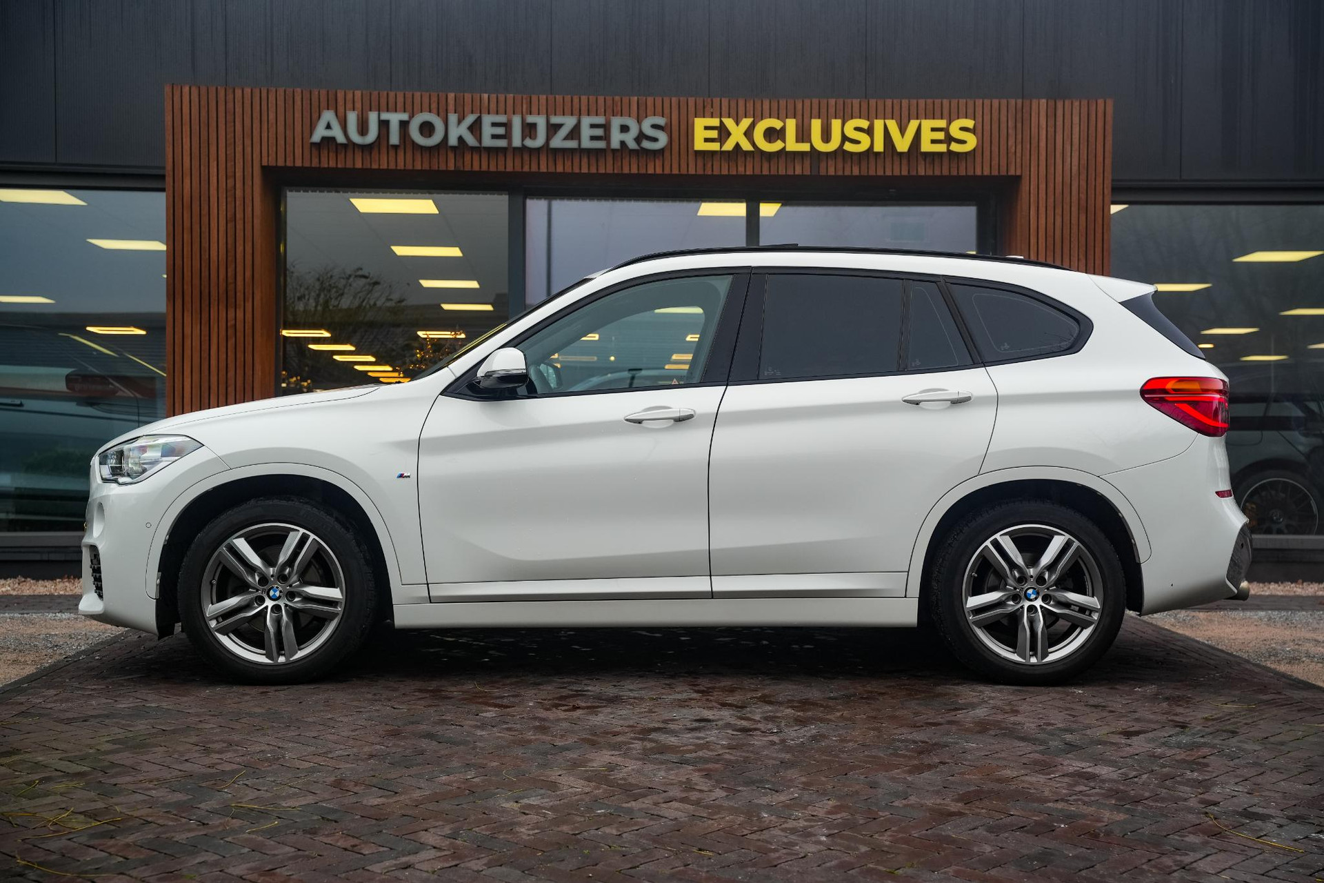 BMW X1 sDrive18i High Executive Edition 2019 Alpinweiss iii 5