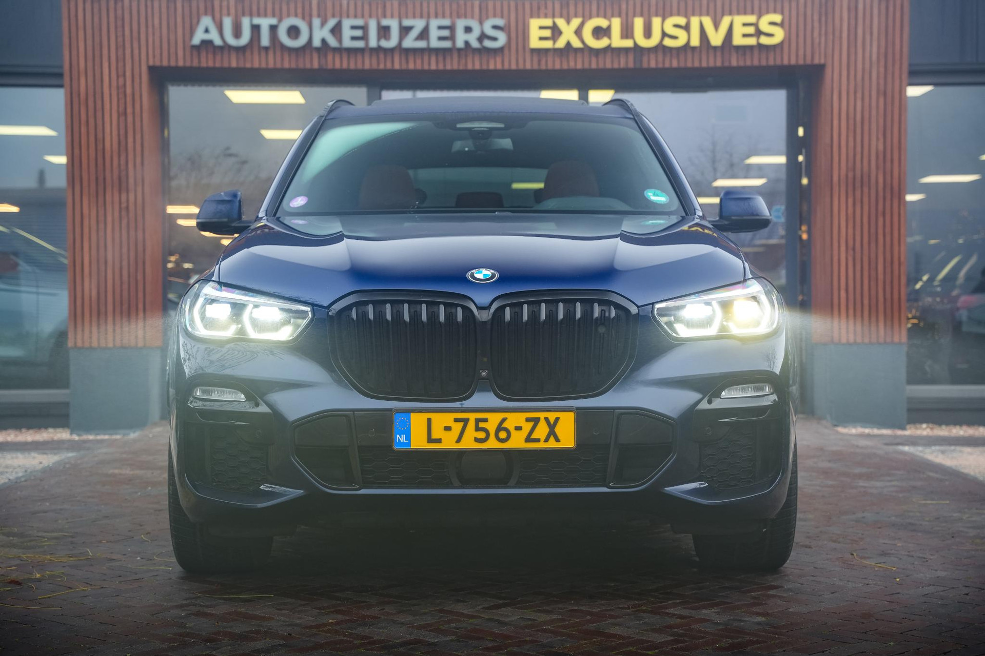 BMW X5 xDrive45e High Executive 2021 TANSANITBLAU II METALLIC (C3Z) 3