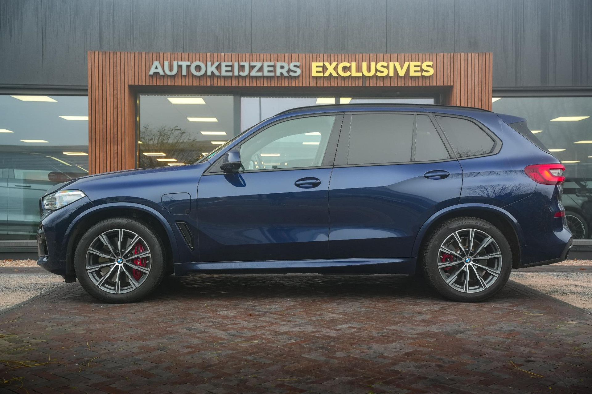 BMW X5 xDrive45e High Executive 2021 TANSANITBLAU II METALLIC (C3Z) 5