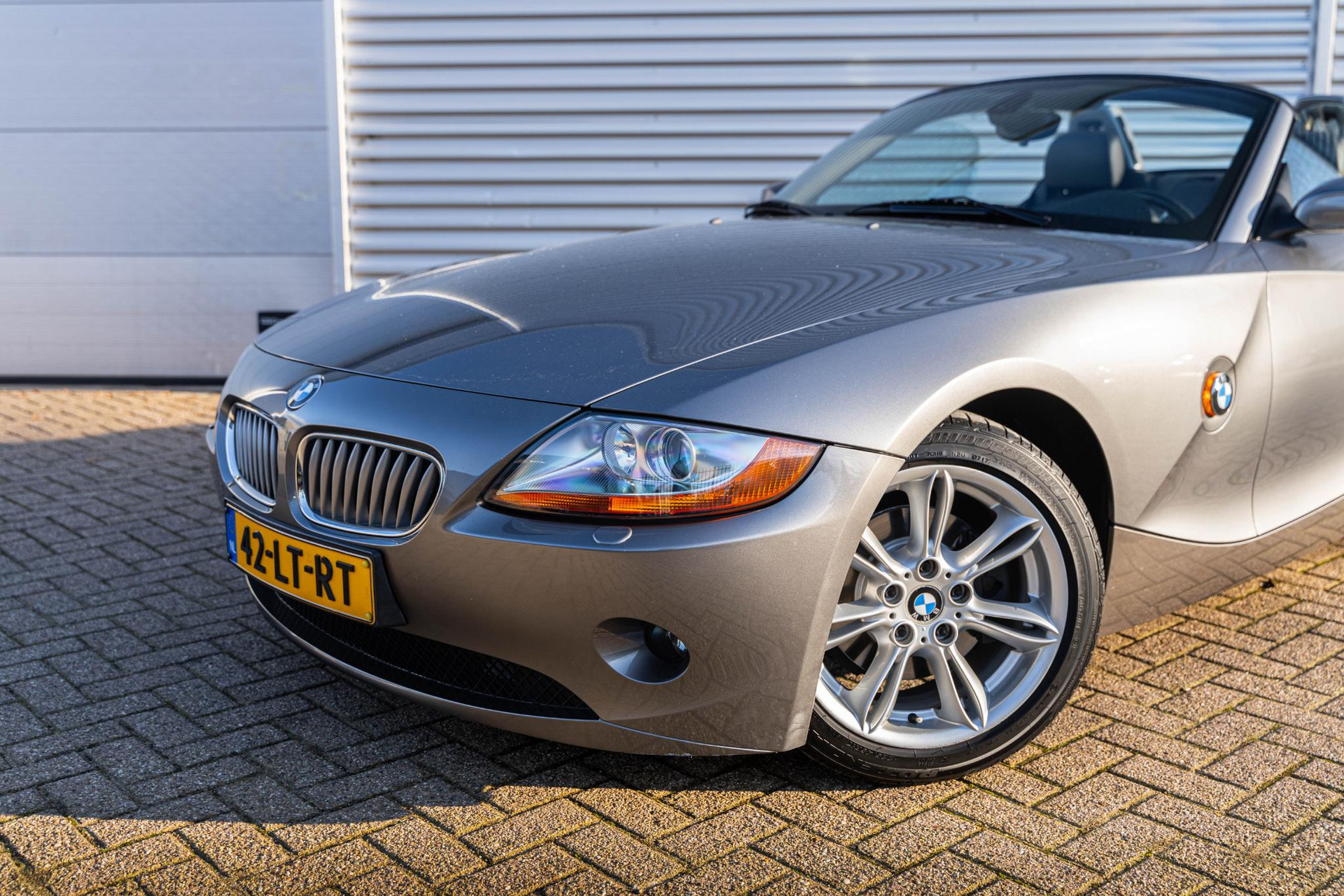 BMW Z4 Roadster 3.0i S 2003 Sterlinggrau metallic  10