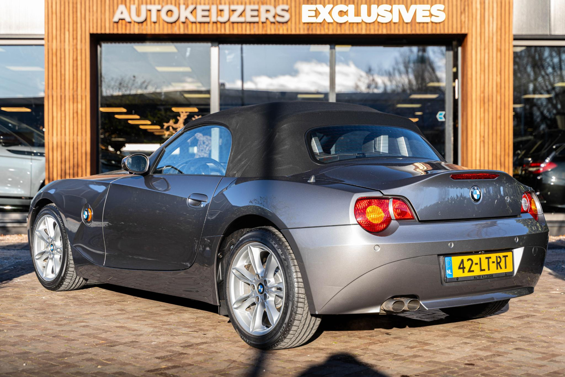 BMW Z4 Roadster 3.0i S 2003 Sterlinggrau metallic  6