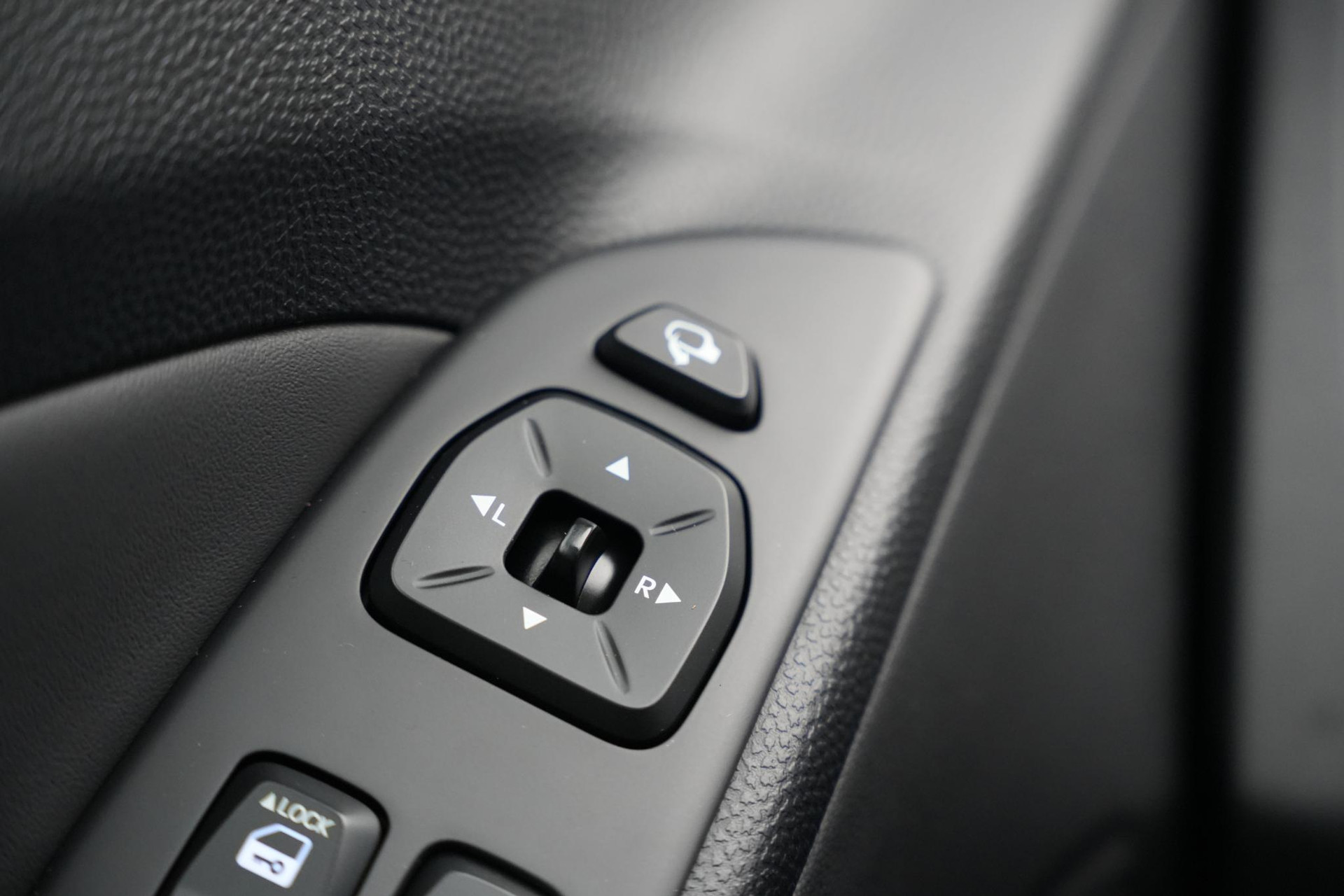 Hyundai ix35 2.0i Active 2012 Phantom Black Pearl (PAE) 29