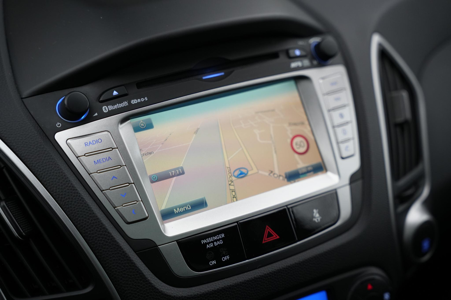 Hyundai ix35 2.0i Active 2012 Phantom Black Pearl (PAE) 31