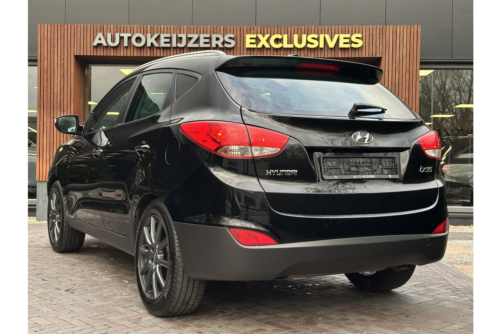 Hyundai ix35 2.0i Active 2012 Phantom Black Pearl (PAE) 7