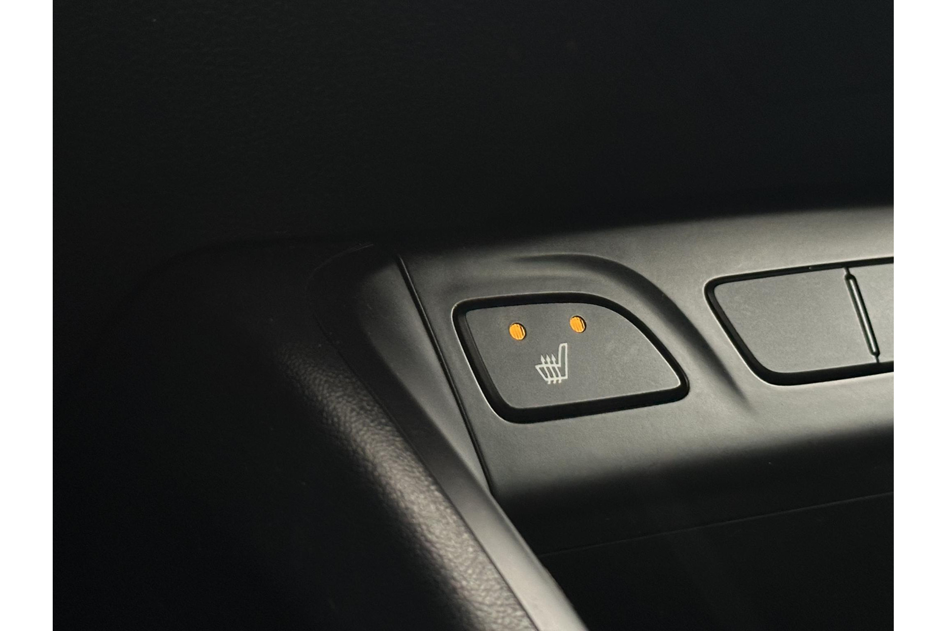 Hyundai ix35 2.0i Business Edition 2013 Creamy White (TCW) 23