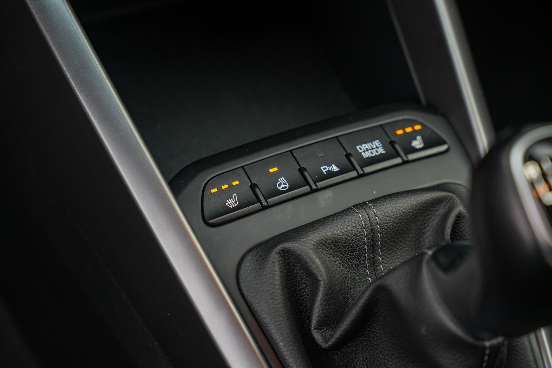 Kia Rio GT line 2021 Clear White (UD) 16