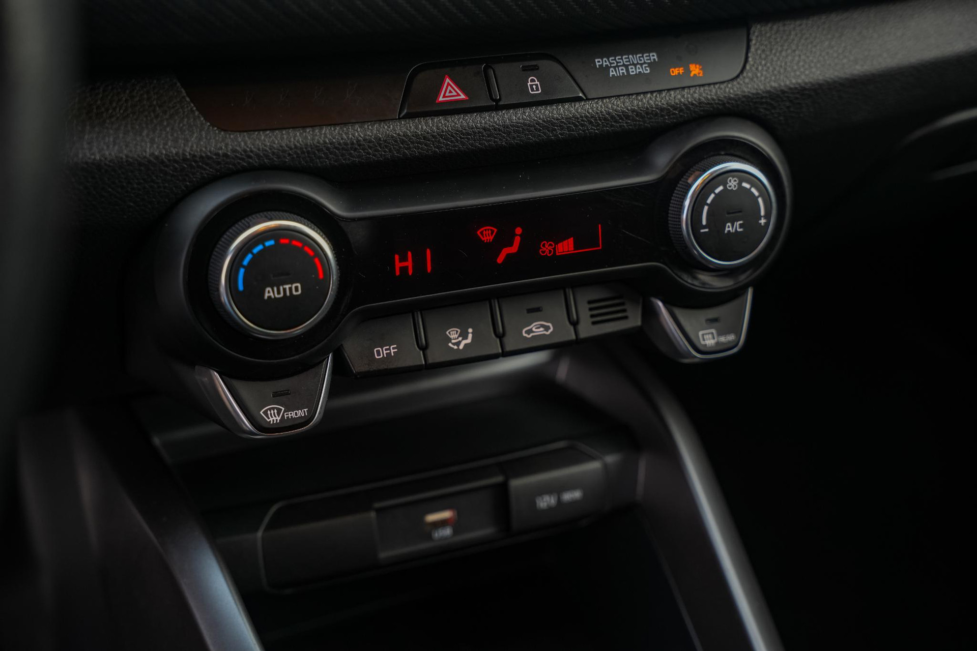 Kia Rio GT line 2021 Clear White (UD) 17