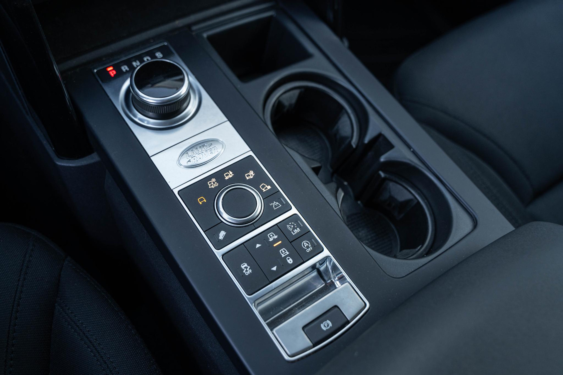 Land Rover Discovery 3.0 Td6 SE 2017  27