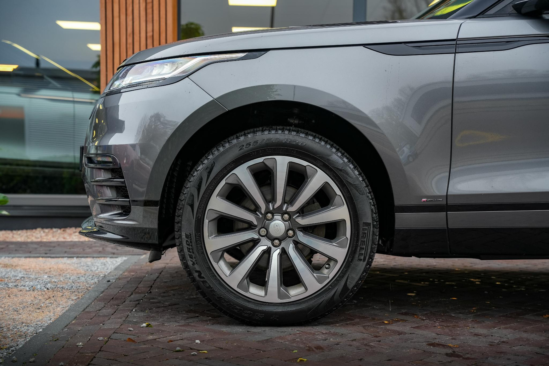 Land Rover Range Rover Velar 2.0 I4 Turbo AWD SE R Dynamic 2017  12