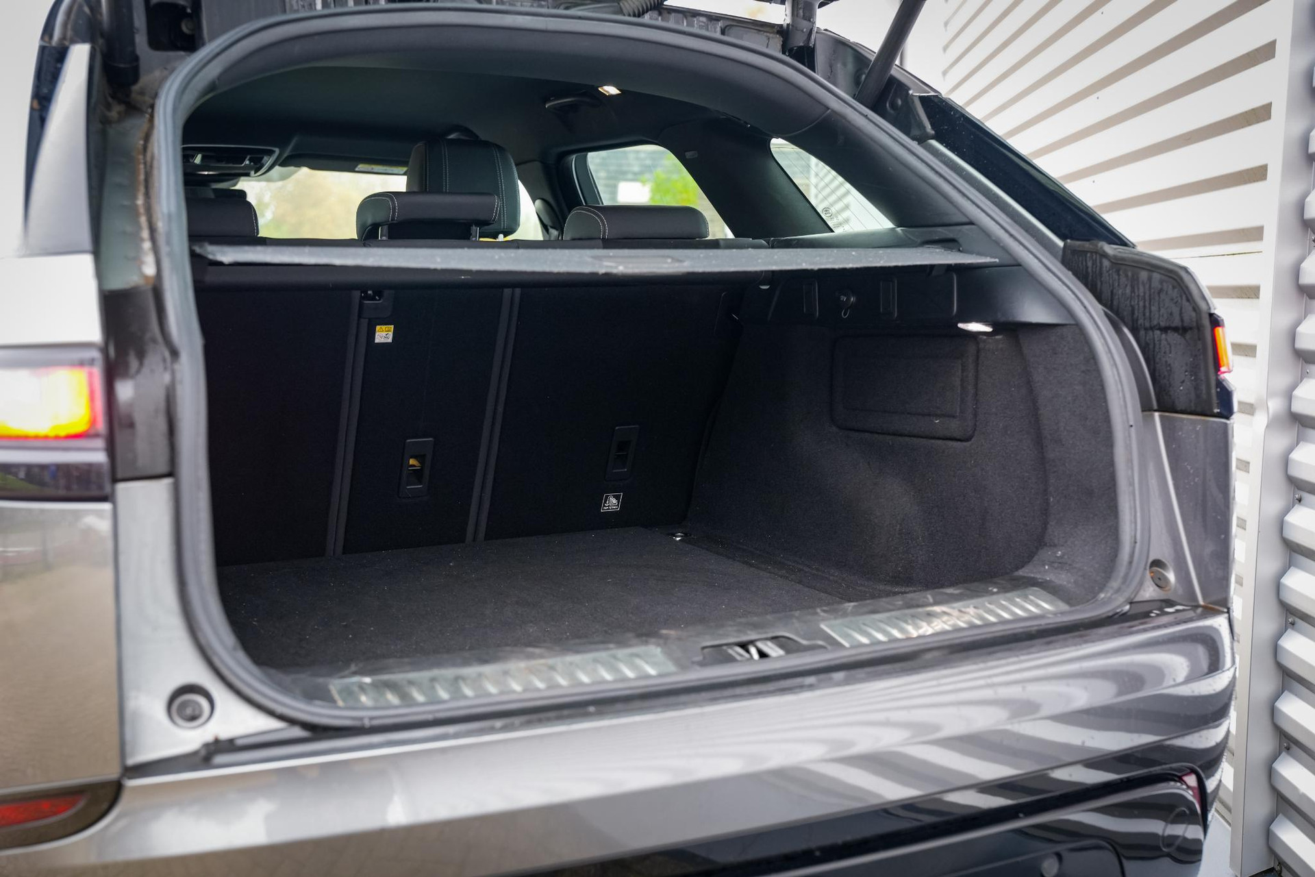 Land Rover Range Rover Velar 2.0 I4 Turbo AWD SE R Dynamic 2017  23