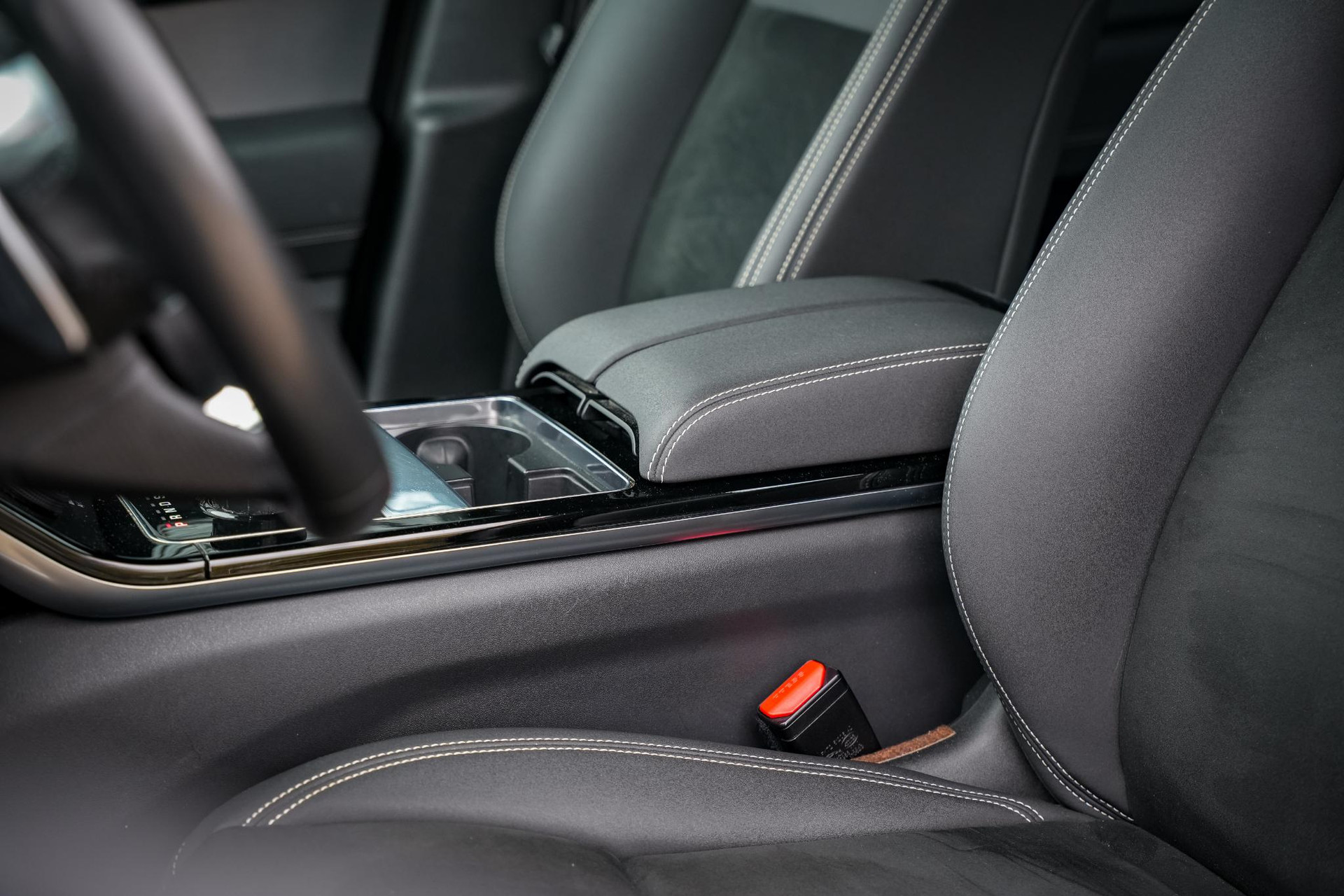 Land Rover Range Rover Velar 2.0 I4 Turbo AWD SE R Dynamic 2017  23