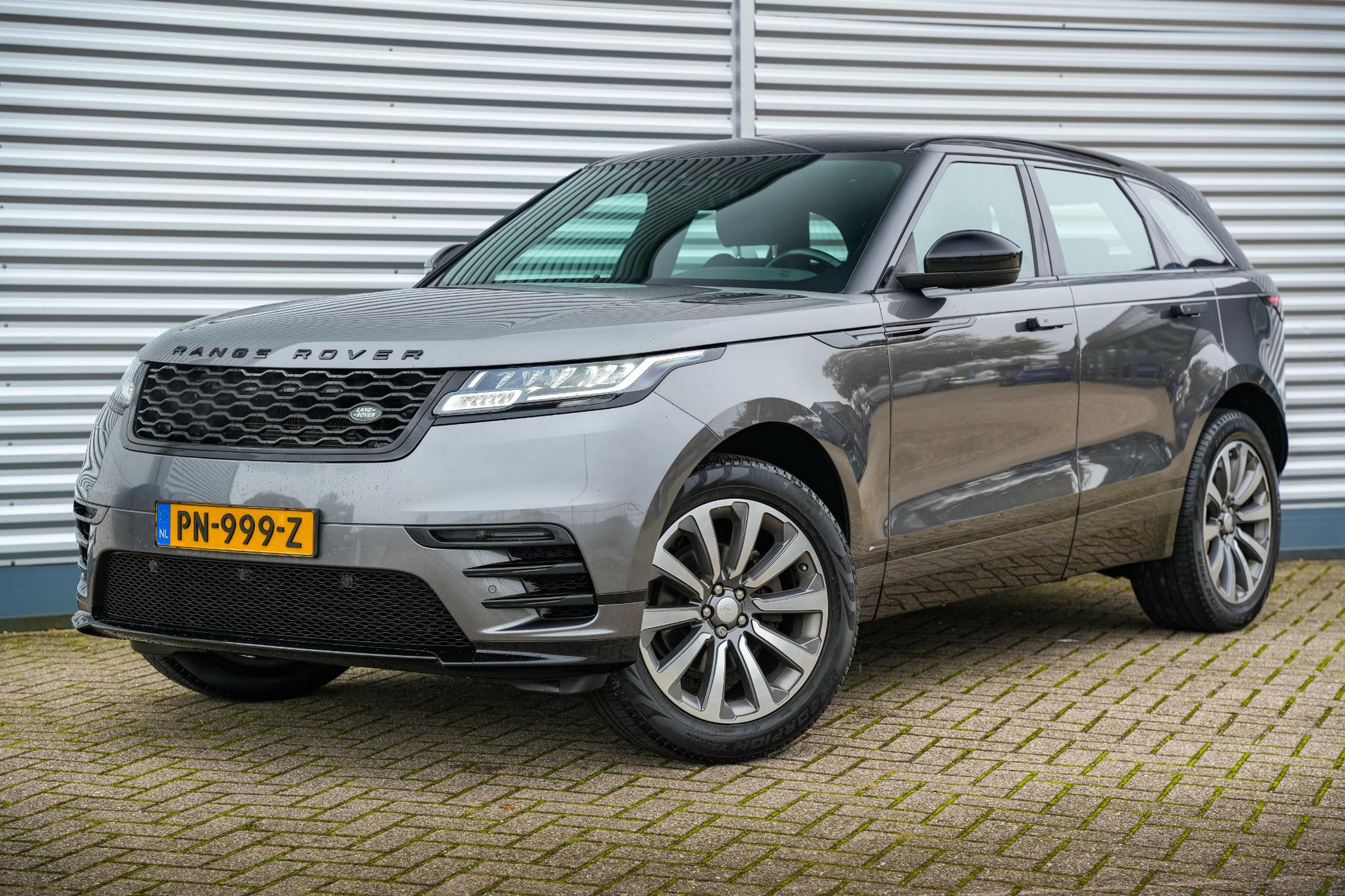 Land Rover Range Rover Velar 2.0 I4 Turbo AWD SE R Dynamic 2017  25