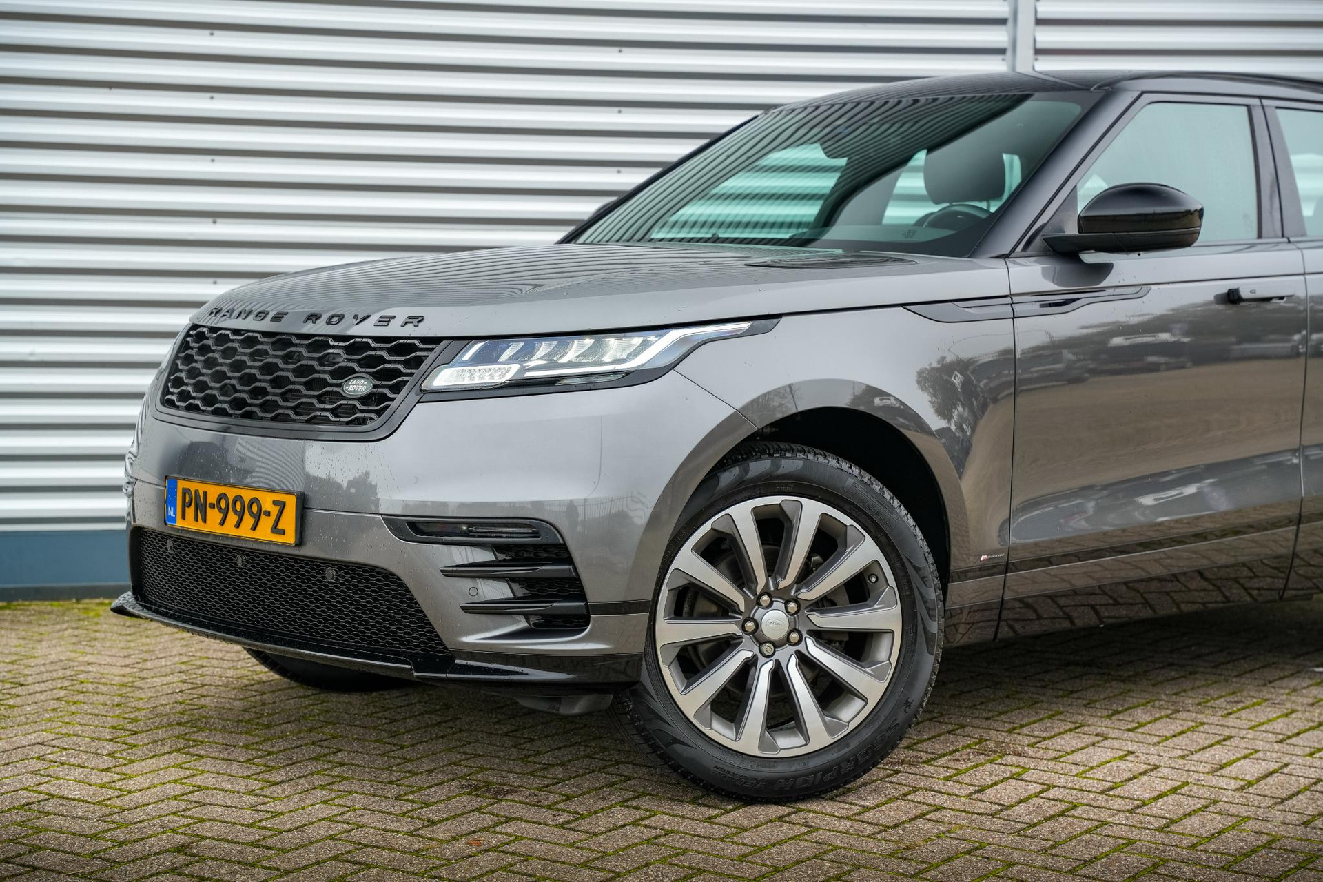 Land Rover Range Rover Velar 2.0 I4 Turbo AWD SE R Dynamic 2017  26