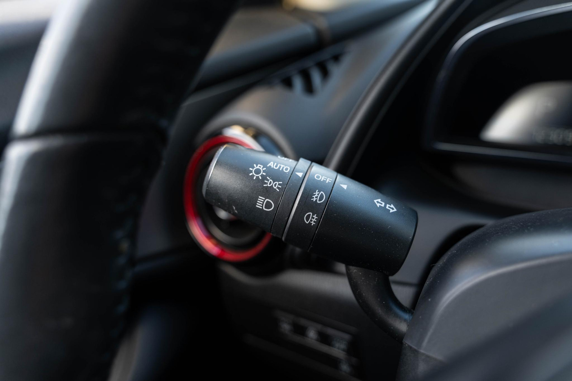 Mazda CX-3 2.0 SkyActiv-G 120 GT-M 2018 Machine gray 23