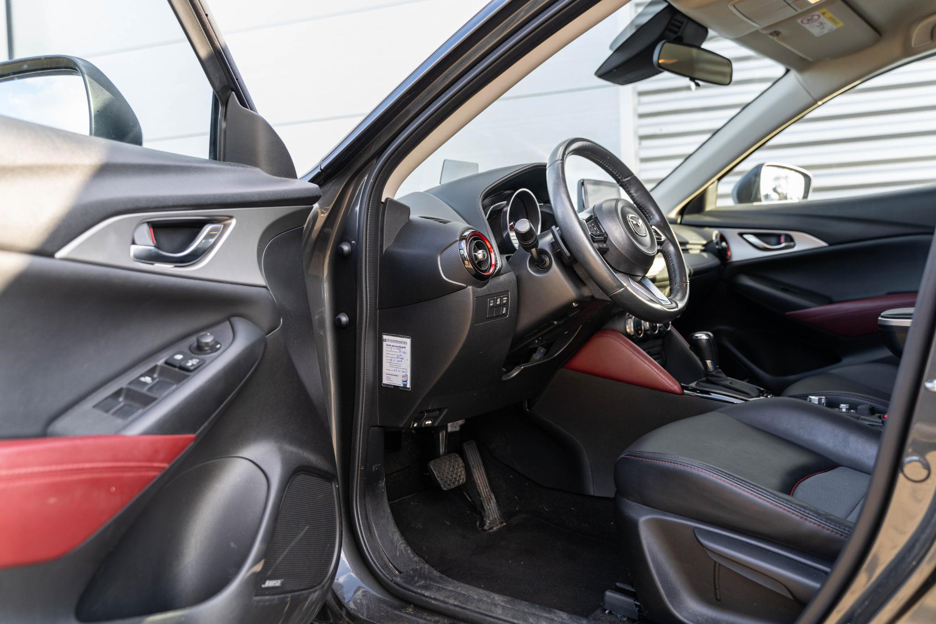 Mazda CX-3 2.0 SkyActiv-G 120 GT-M 2018 Machine gray 38