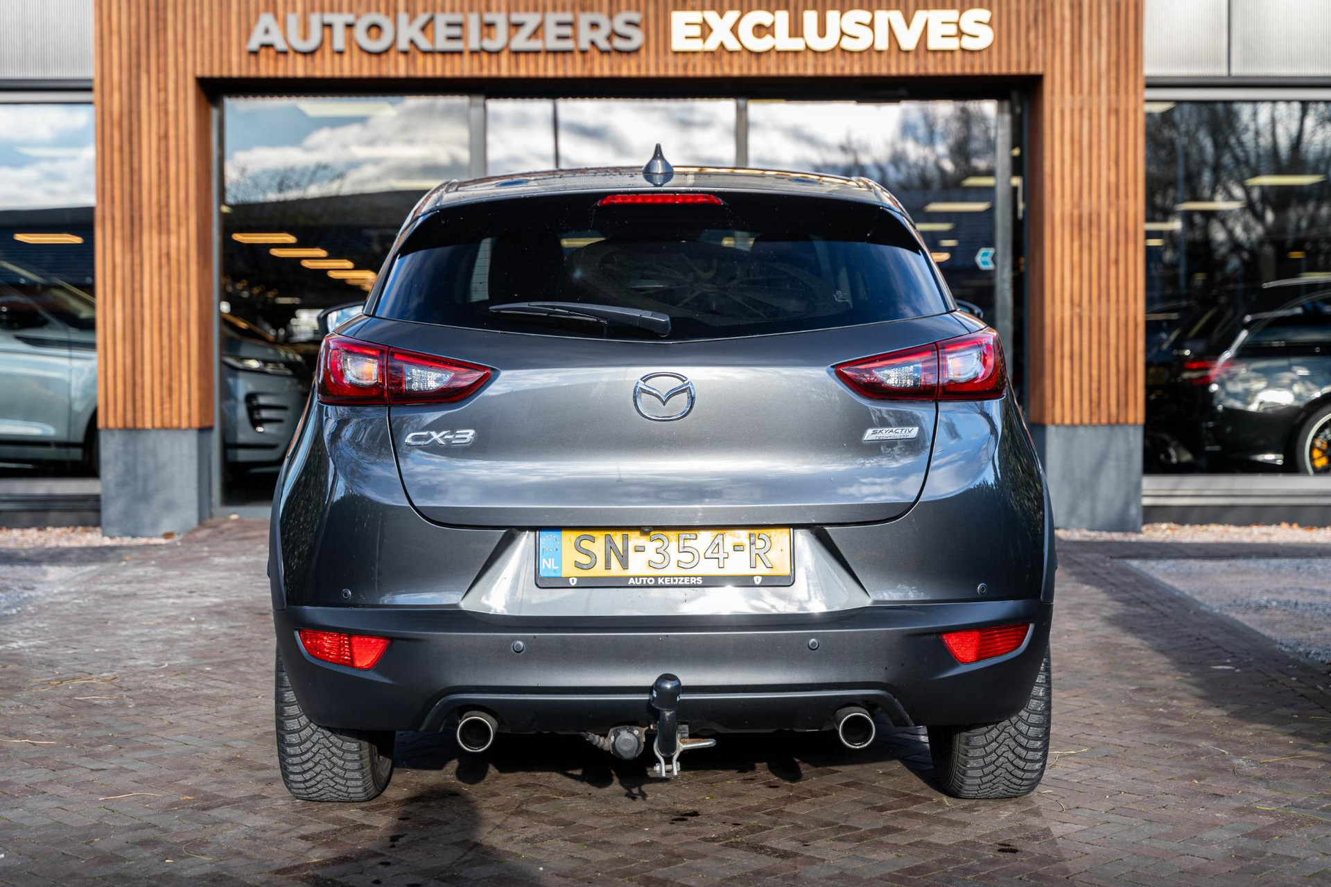 Mazda CX-3 2.0 SkyActiv-G 120 GT-M 2018 Machine gray 8