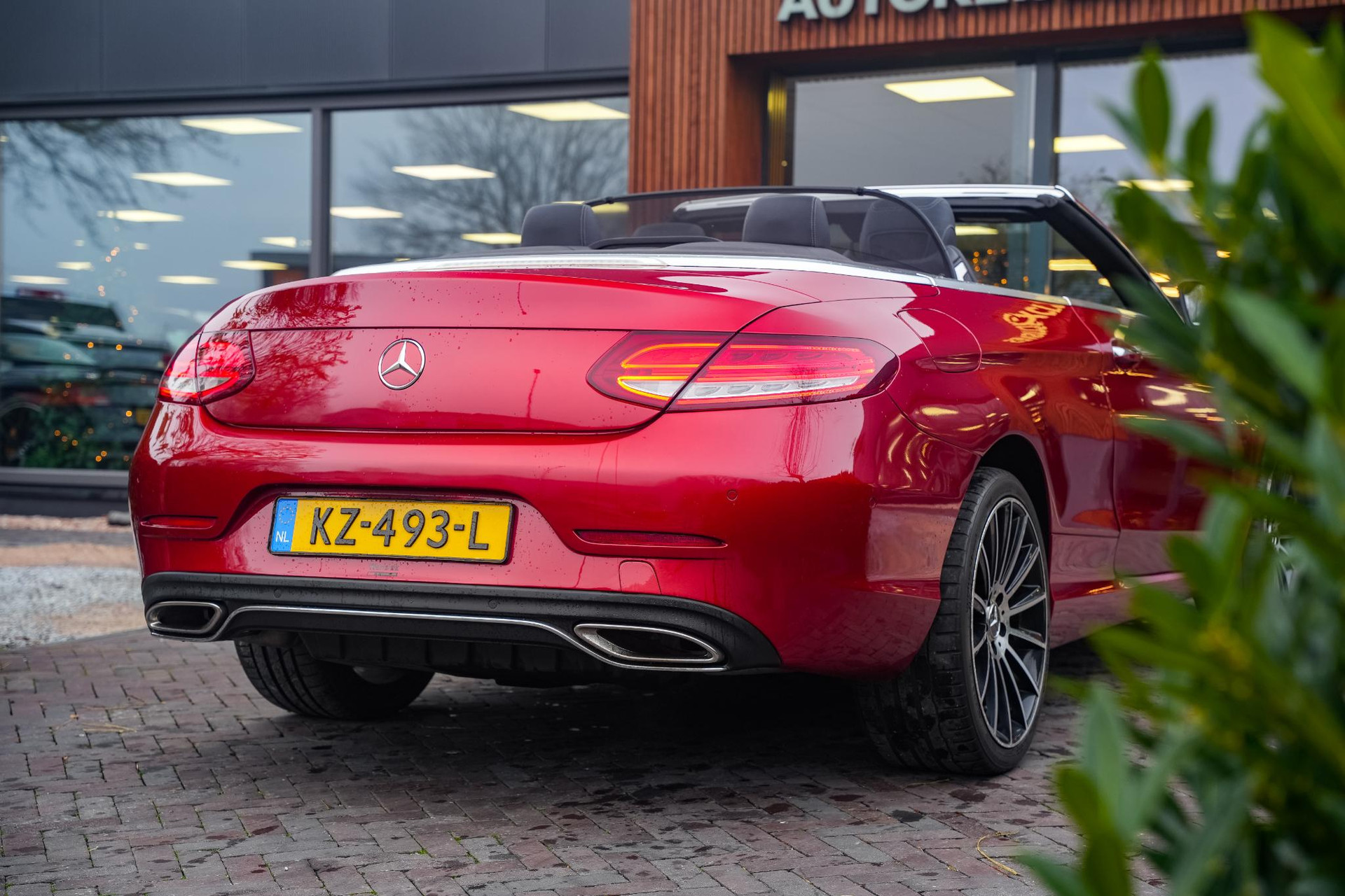 Mercedes-Benz C-Klasse Cabrio 400 4MATIC Prestige 2017 HYACINTH RED - METALLIC FINISH (996U) 10