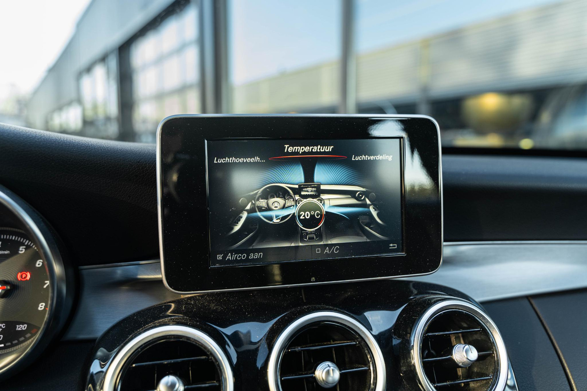 Mercedes-Benz C-Klasse Estate 180 Prestige 2015  13