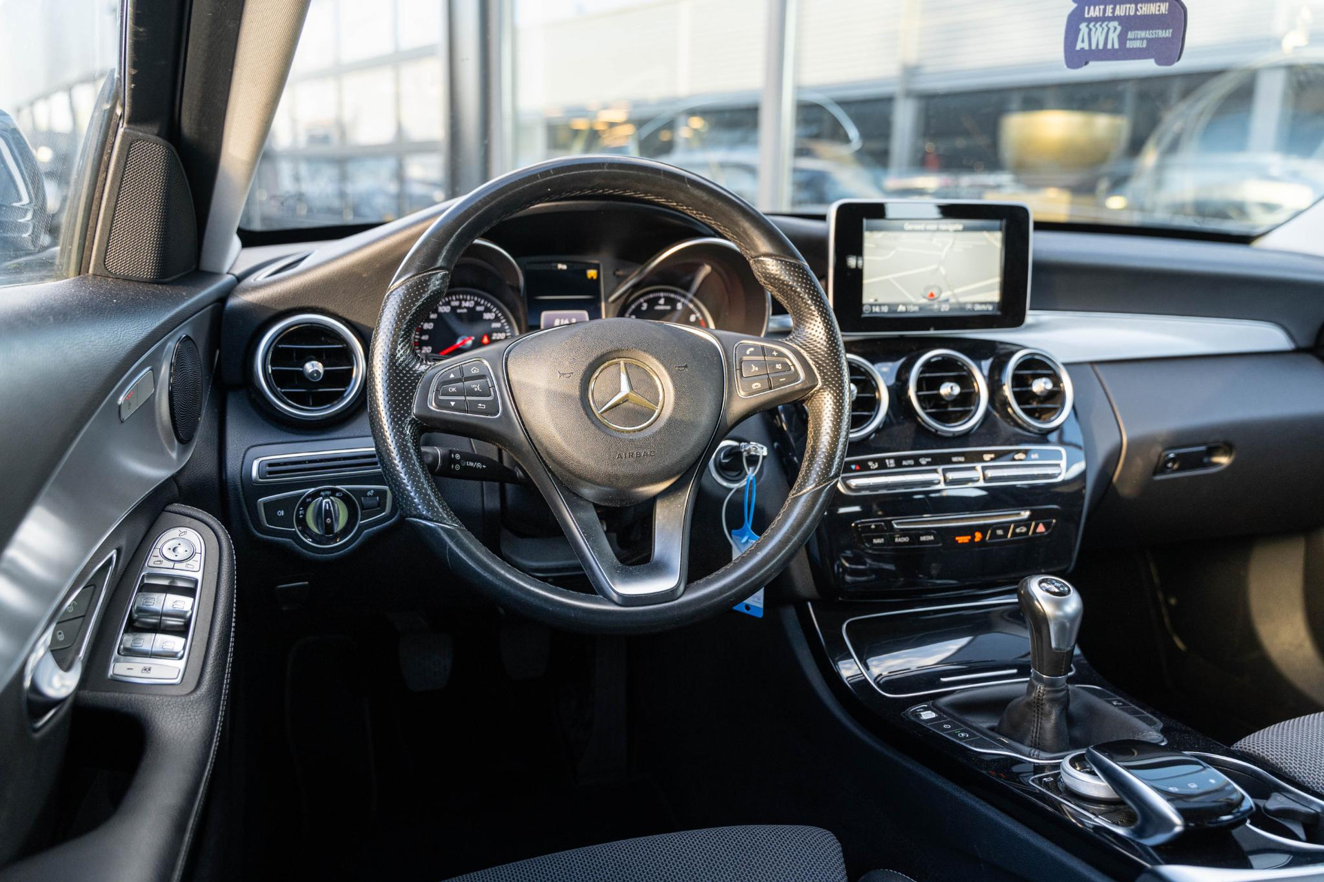 Mercedes-Benz C-Klasse Estate 180 Prestige 2015  26