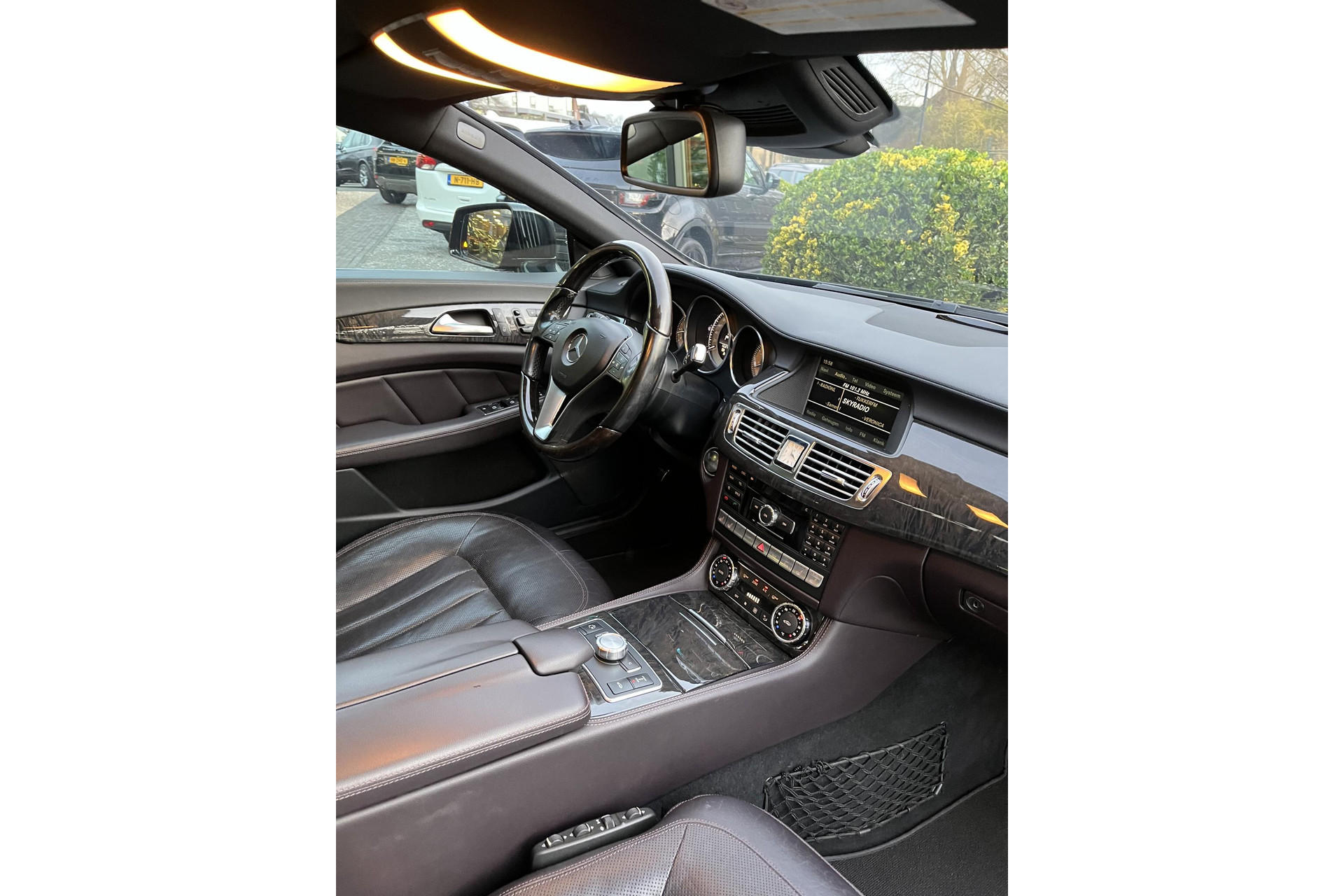 Mercedes-Benz CLS-Klasse 350 2011 OBSIDIAN BLACK (197U) 8