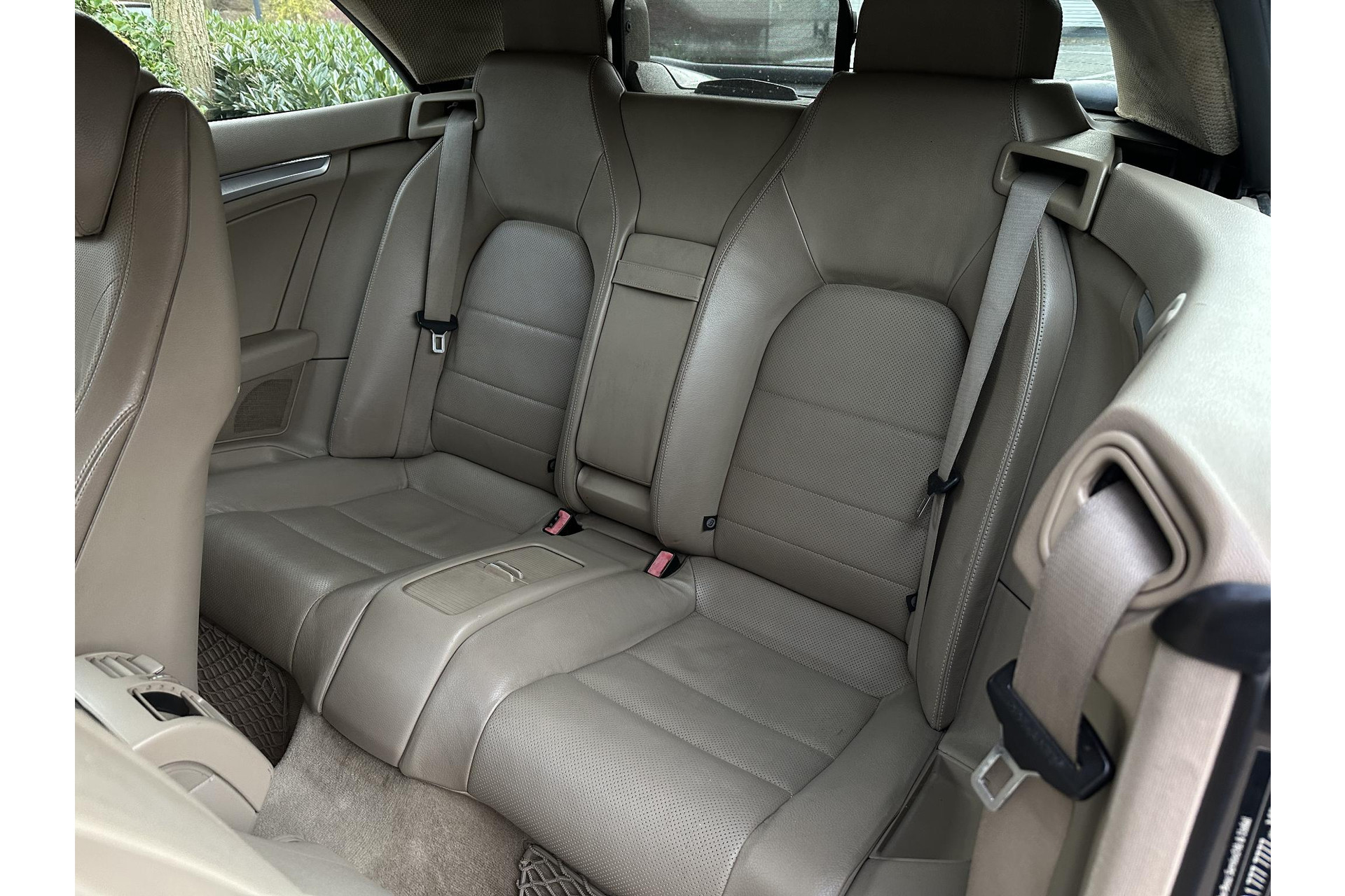 Mercedes-Benz E-Klasse Cabrio 350 CDI Elegance 2010 SANIDINE BEIGE 11