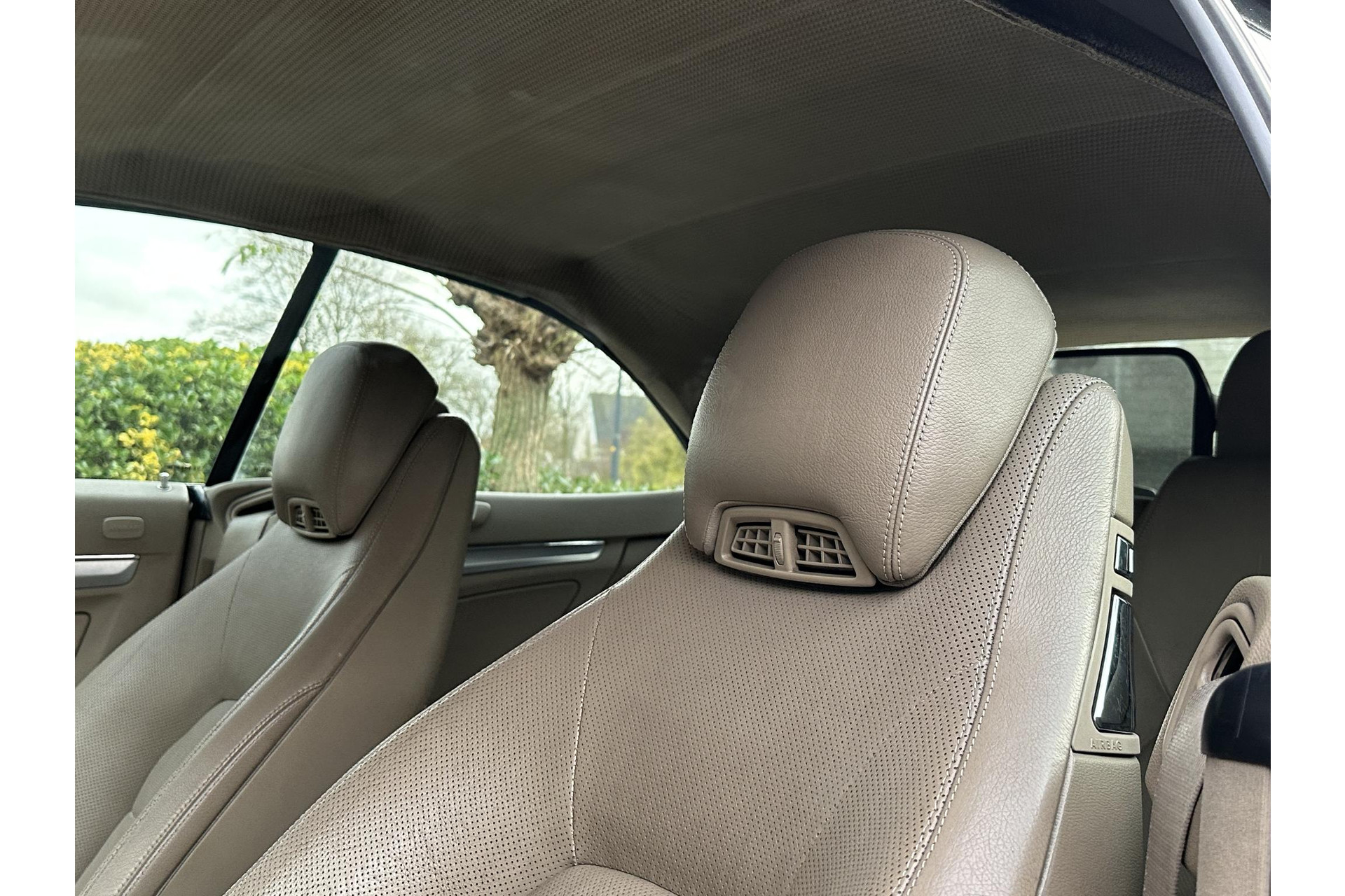 Mercedes-Benz E-Klasse Cabrio 350 CDI Elegance 2010 SANIDINE BEIGE 12