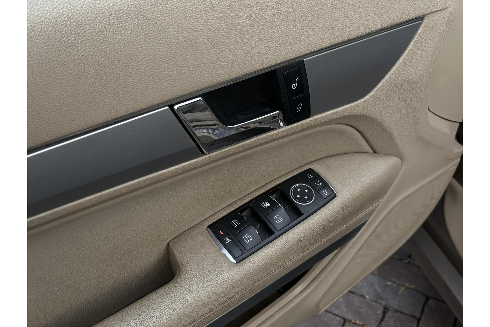 Mercedes-Benz E-Klasse Cabrio 350 CDI Elegance 2010 SANIDINE BEIGE 15