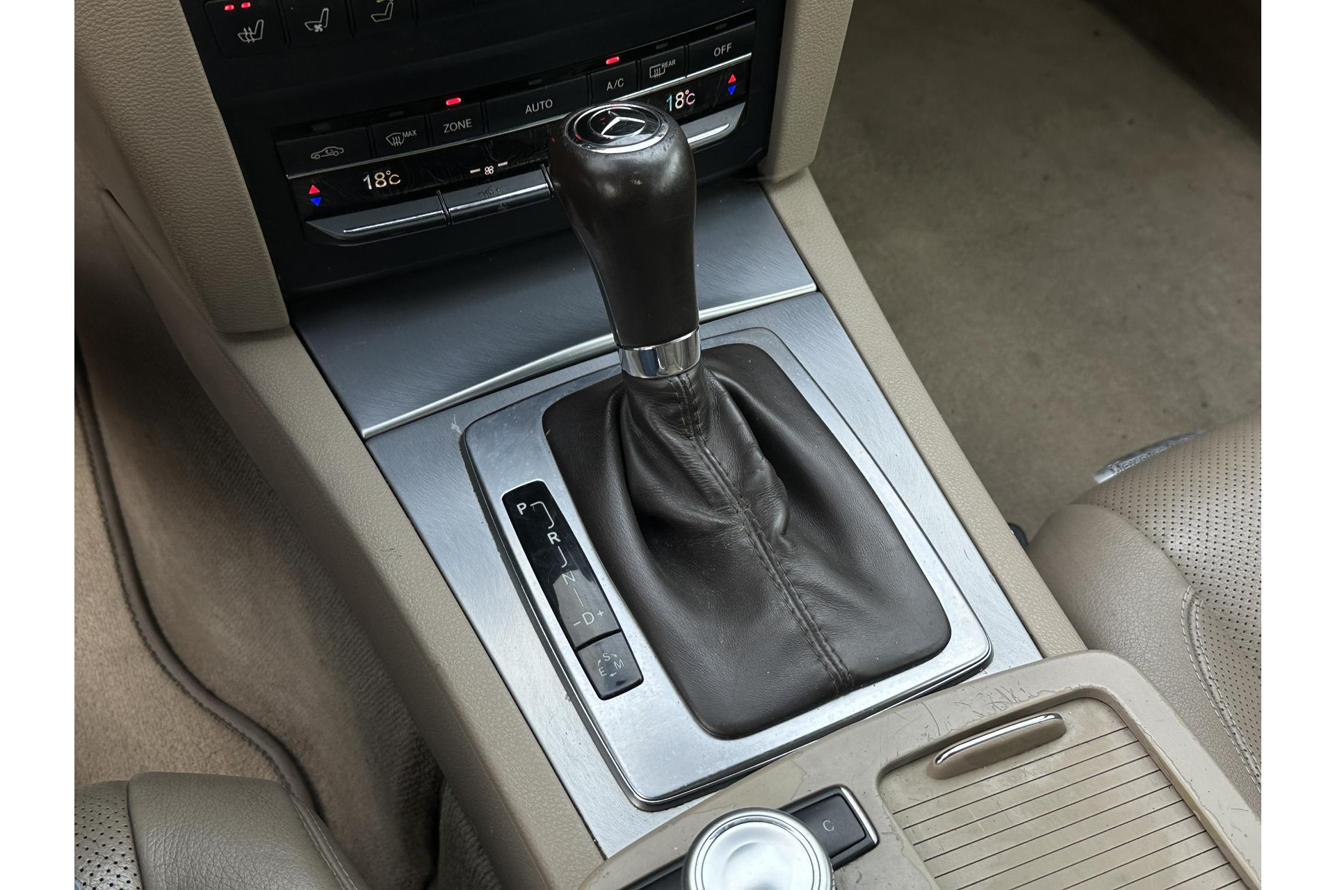 Mercedes-Benz E-Klasse Cabrio 350 CDI Elegance 2010 SANIDINE BEIGE 21