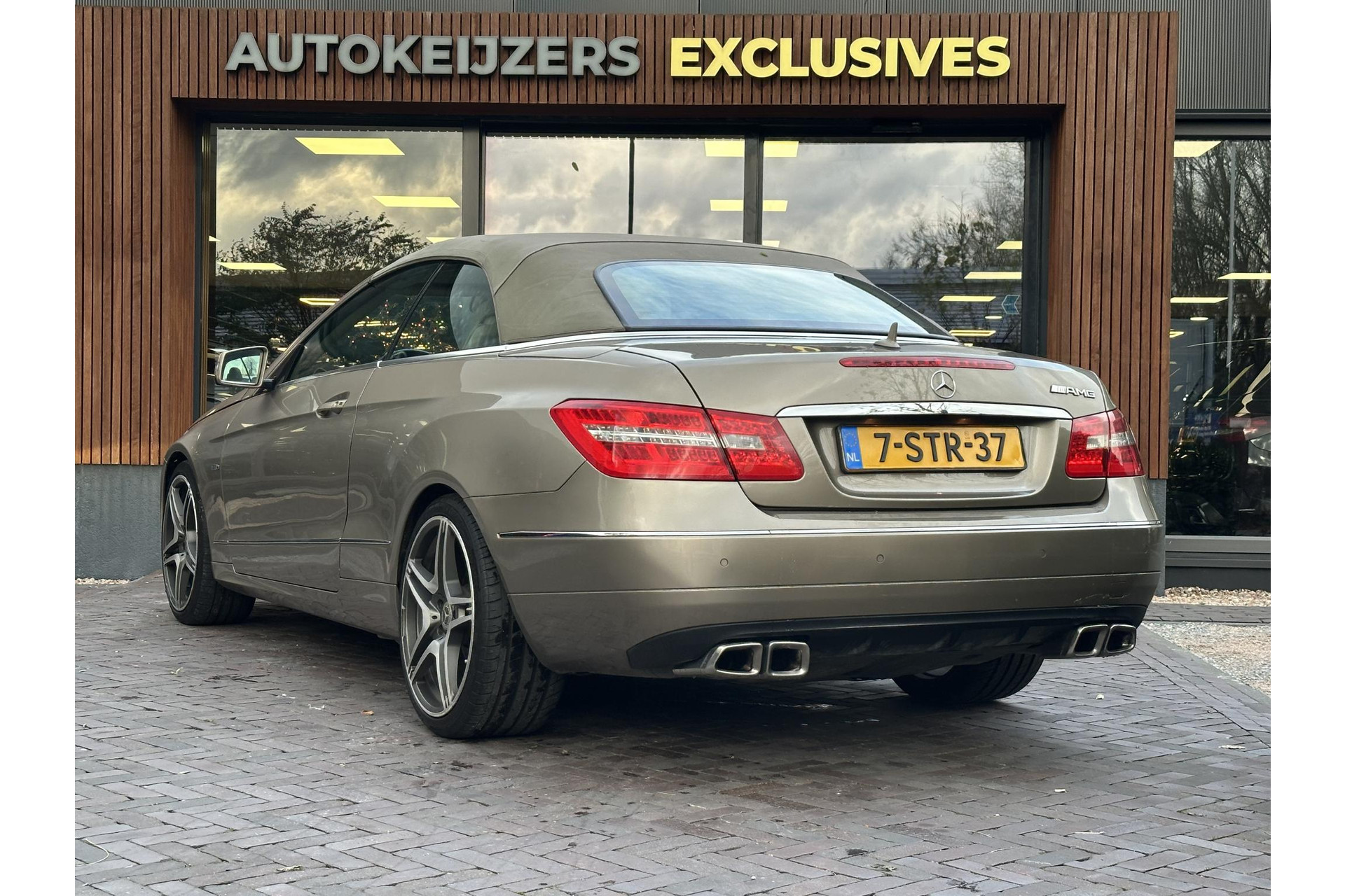 Mercedes-Benz E-Klasse Cabrio 350 CDI Elegance 2010 SANIDINE BEIGE 5