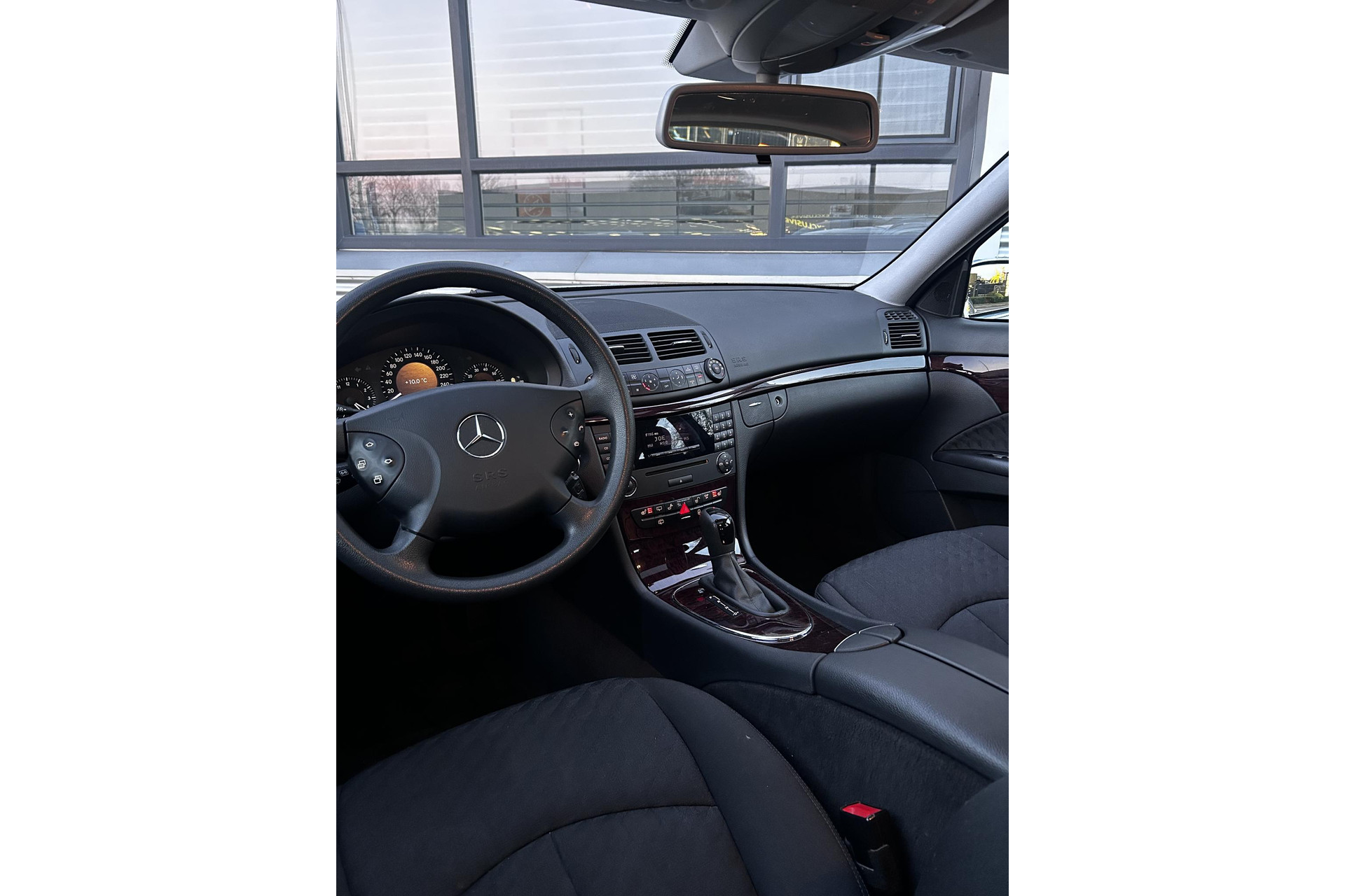 Mercedes-Benz E-Klasse Combi 280 Classic 2005 BRIGHT SILVER METALLIC CLEAR COAT PAINT (775U) 4