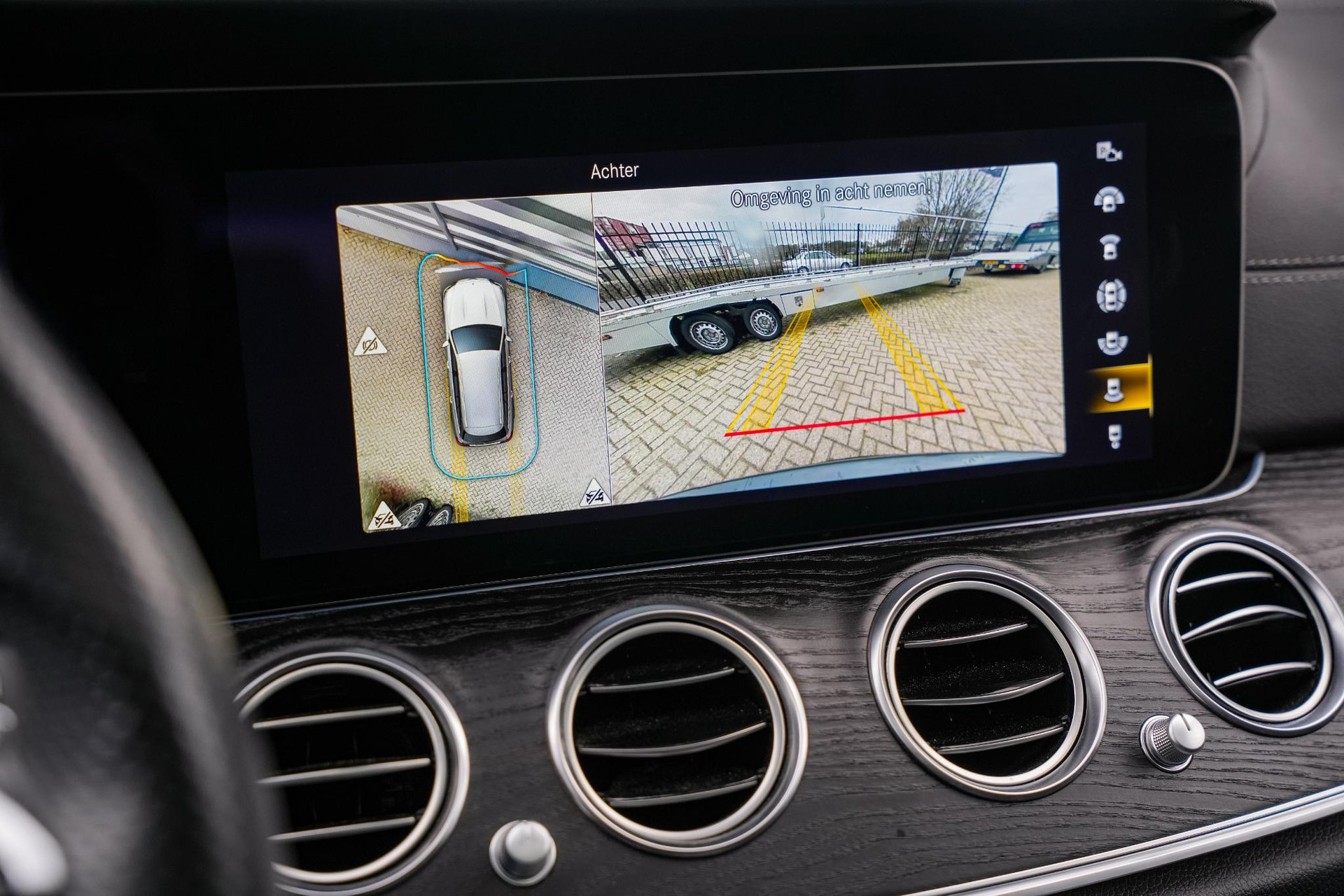 Mercedes-Benz E-Klasse E300 de 2022 GRAPHITE GRAY - METALLIC FINISH (831U) 19