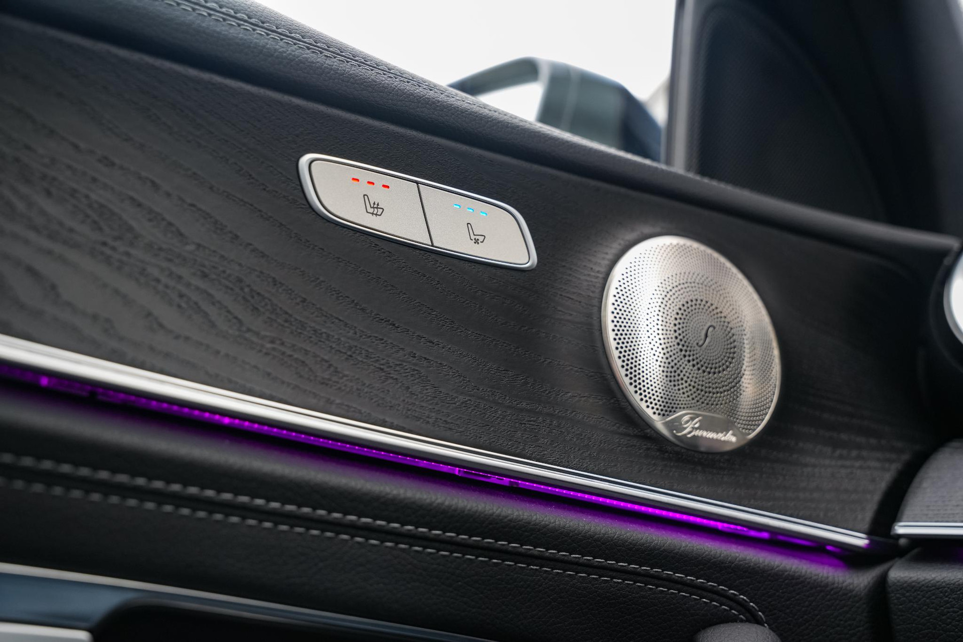 Mercedes-Benz E-Klasse E300 de 2022 GRAPHITE GRAY - METALLIC FINISH (831U) 25