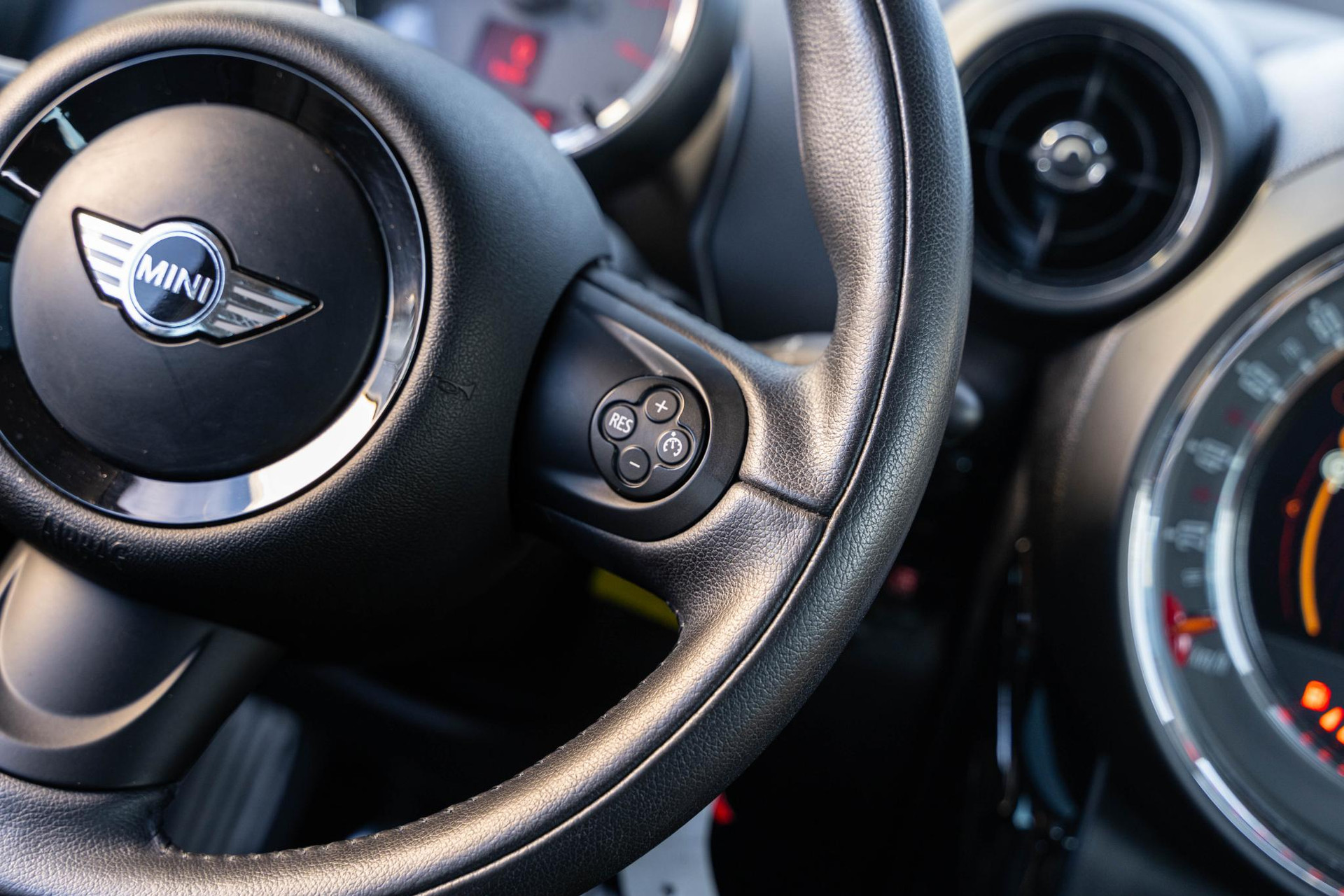 MINI Countryman 1.6 Cooper S ALL4 Chili 2015  28